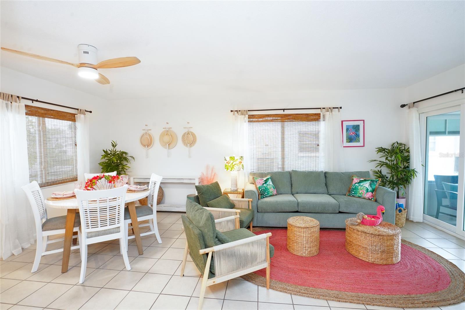 2211 BAY BLVD