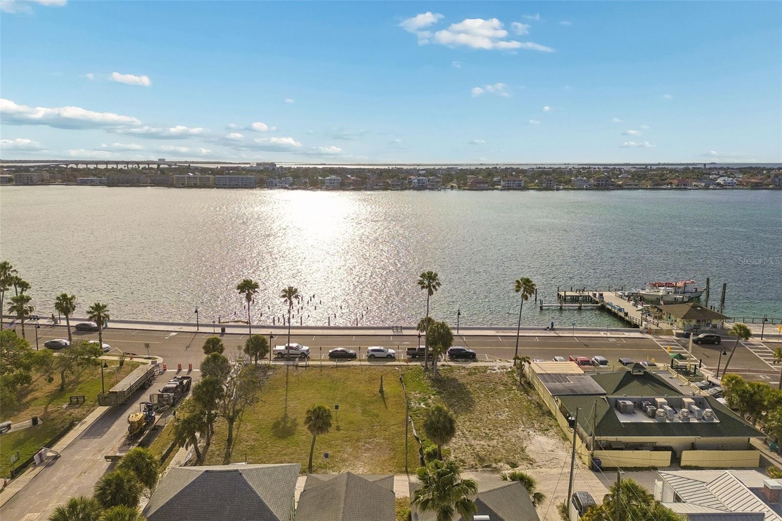 808 PASS A GRILLE WAY