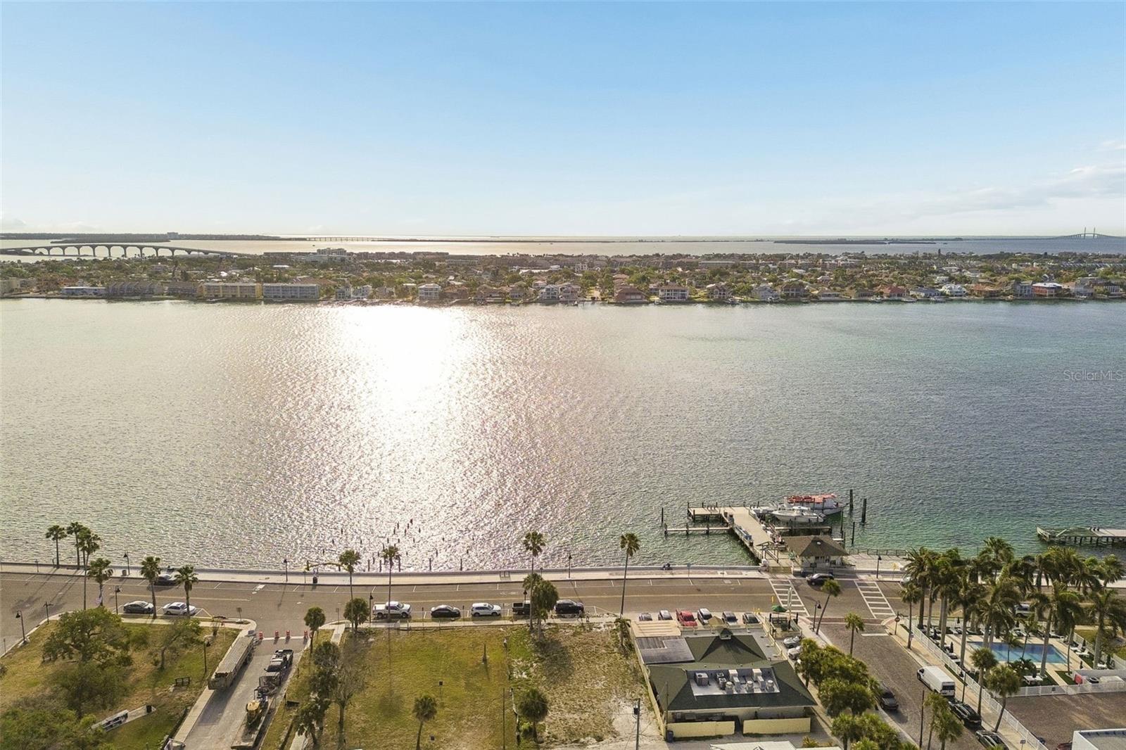 808 PASS A GRILLE WAY