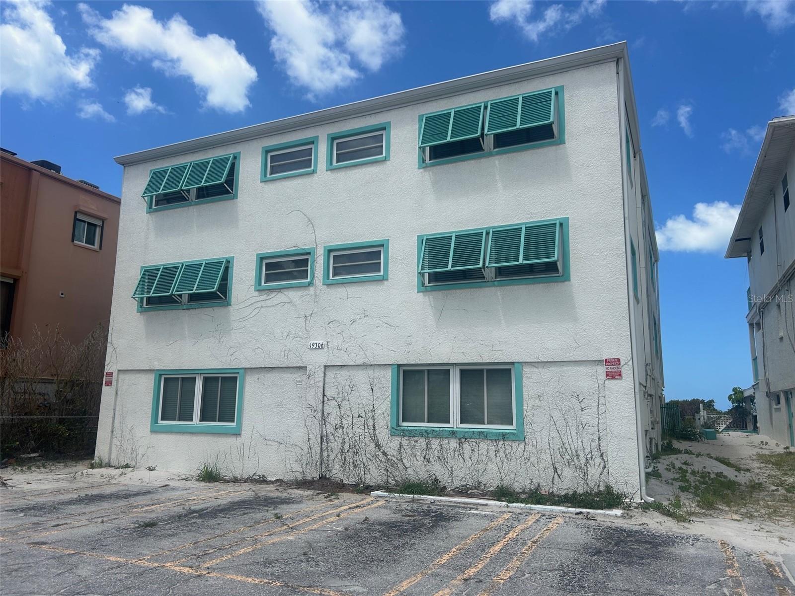 19306 GULF BLVD
