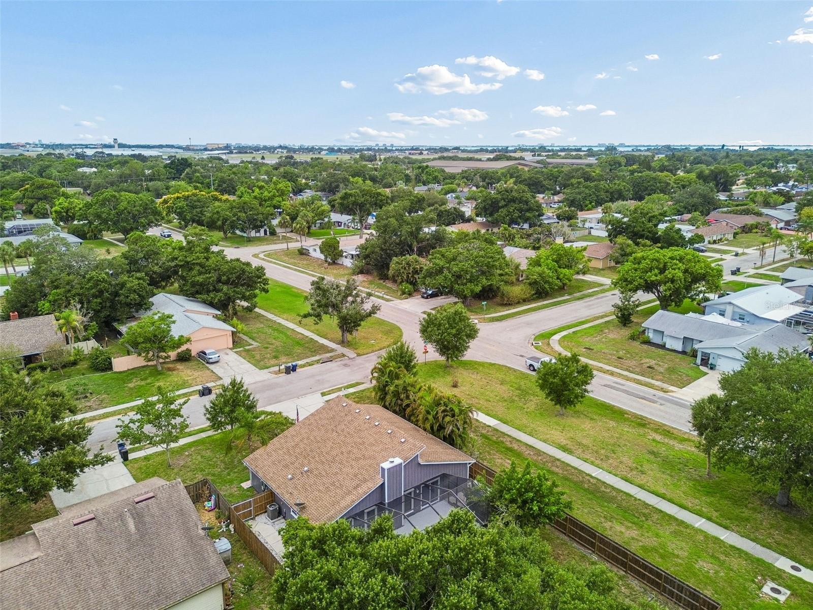 903 PLUM TREE LN