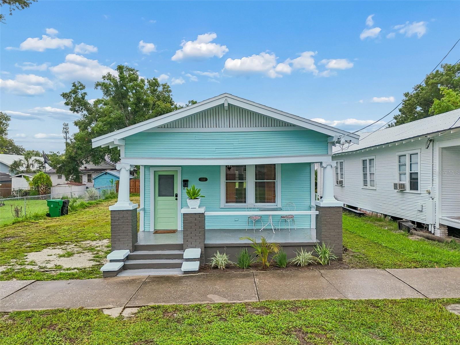 2307 E 11TH AVE