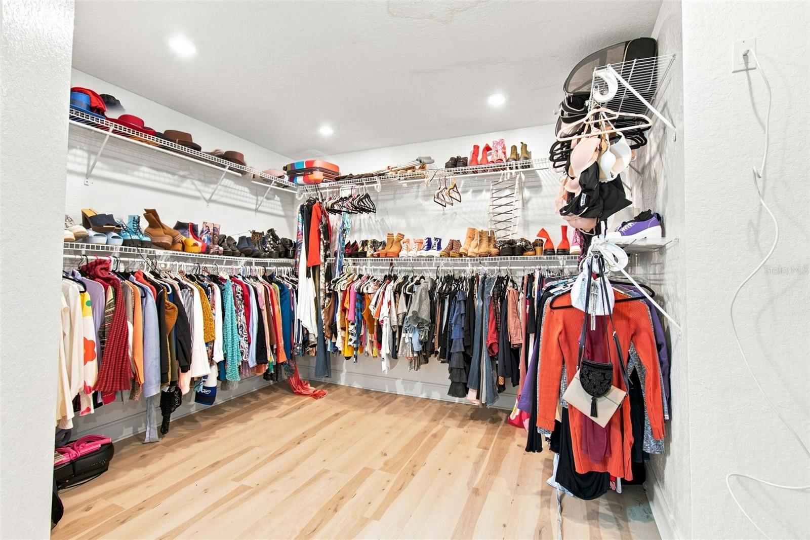1401 45TH AVE N
