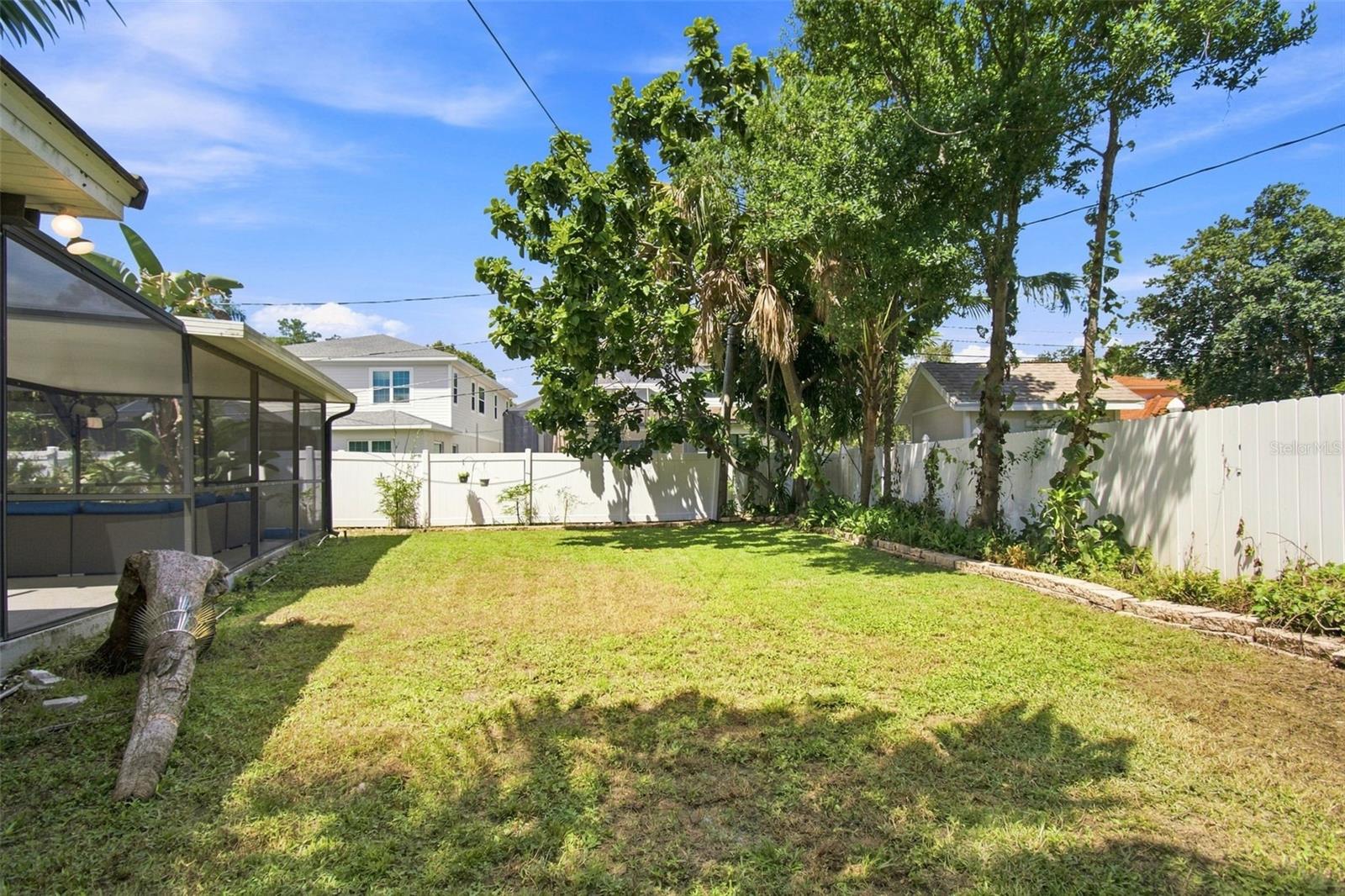 1401 45TH AVE N
