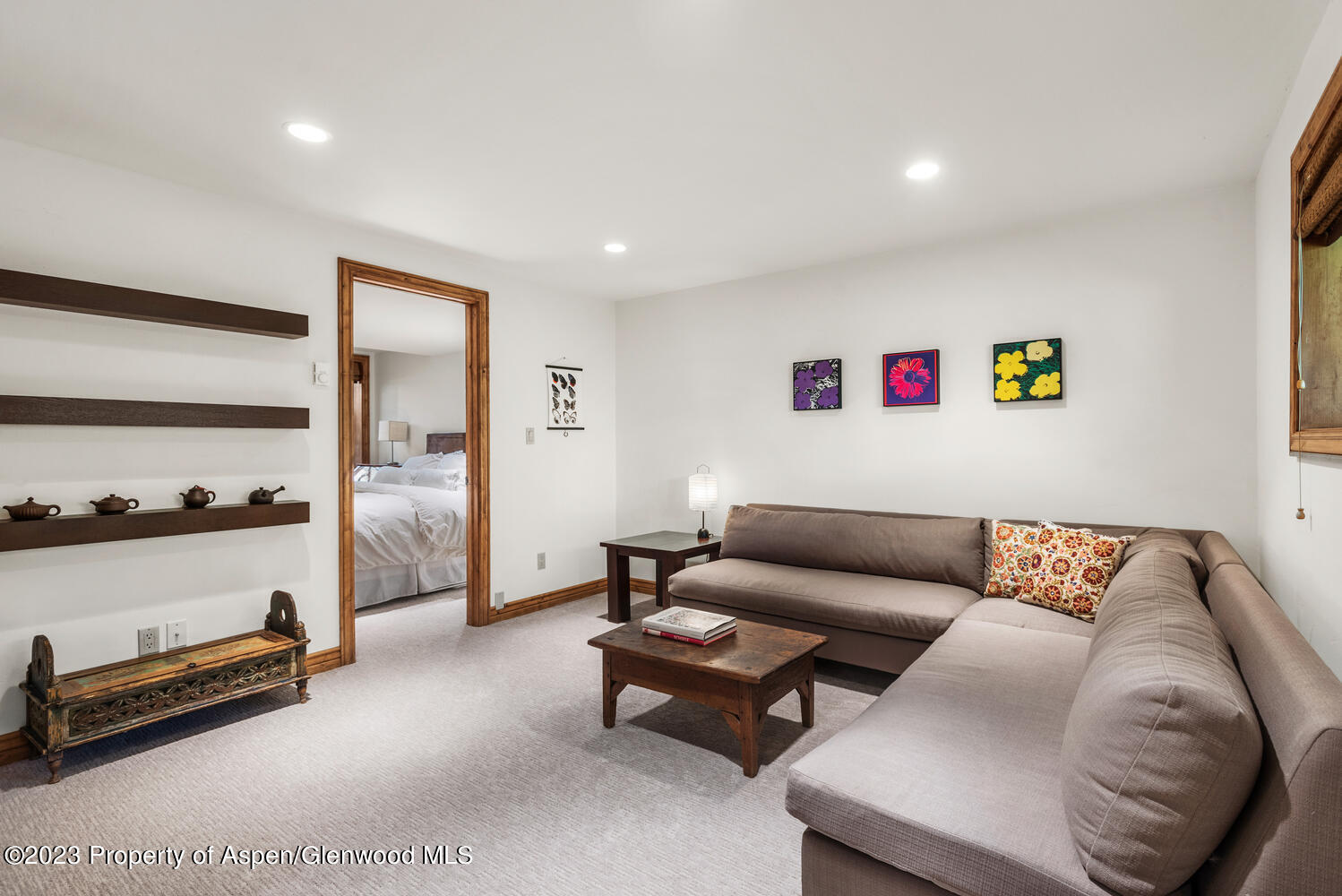 100 N 8th Street, 10