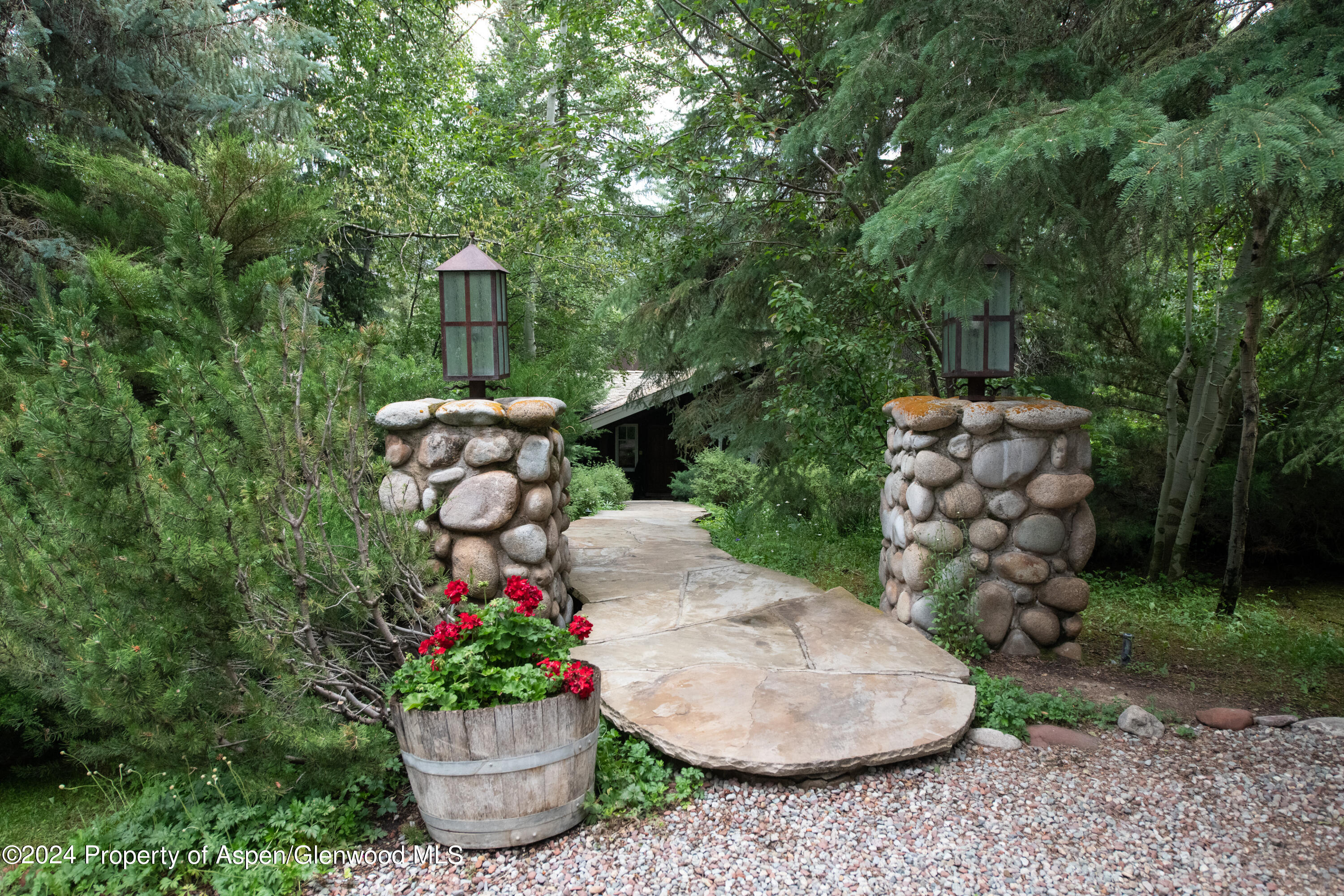 210 WOODS Road