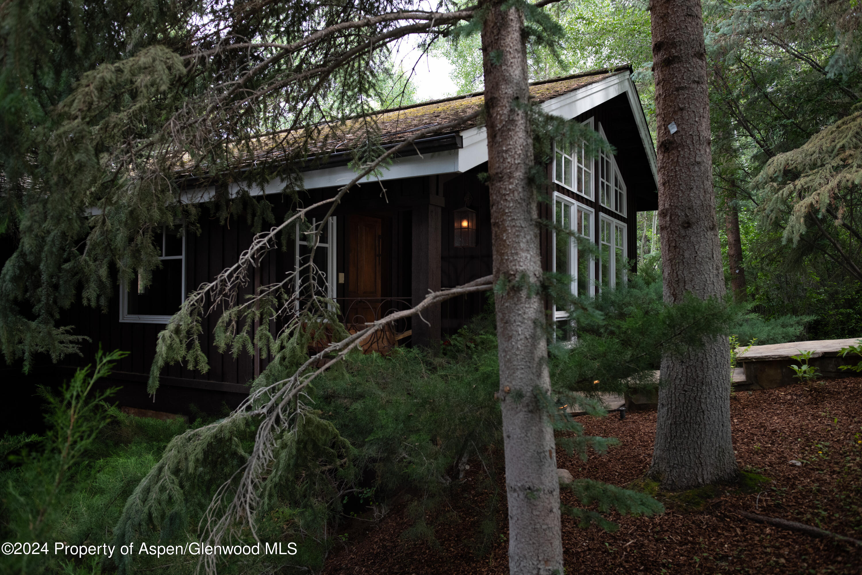 210 WOODS Road