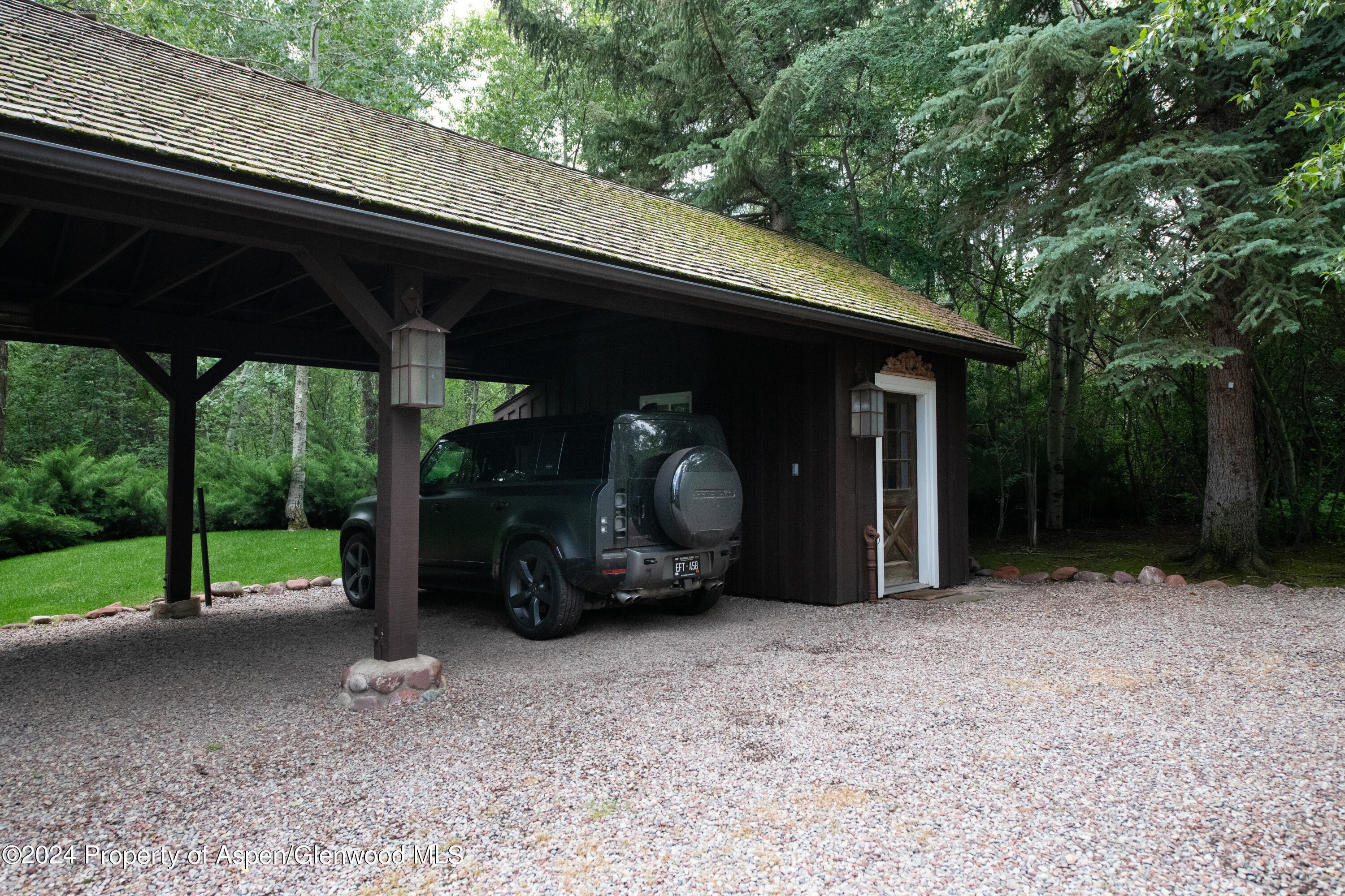 210 WOODS Road