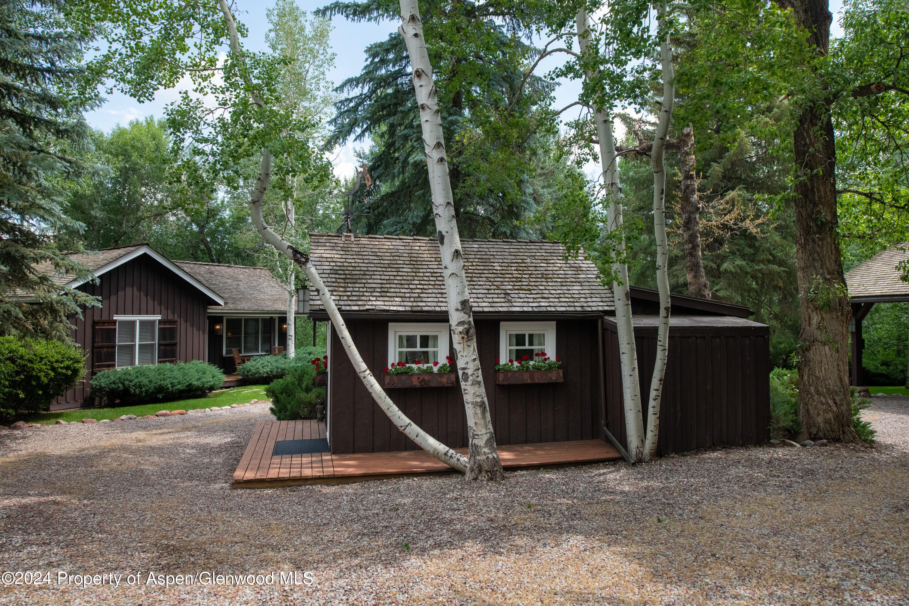 210 WOODS Road