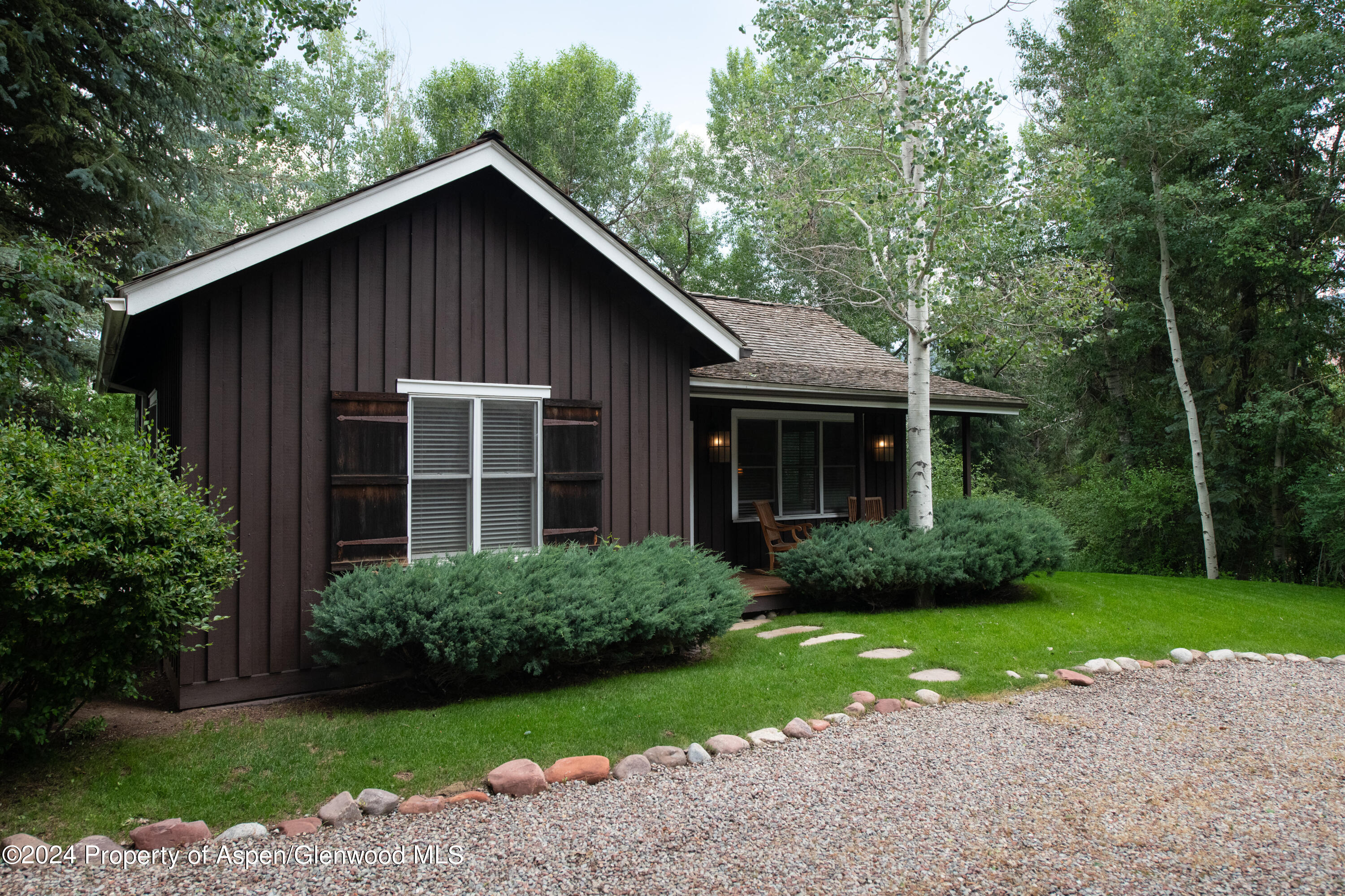 210 WOODS Road
