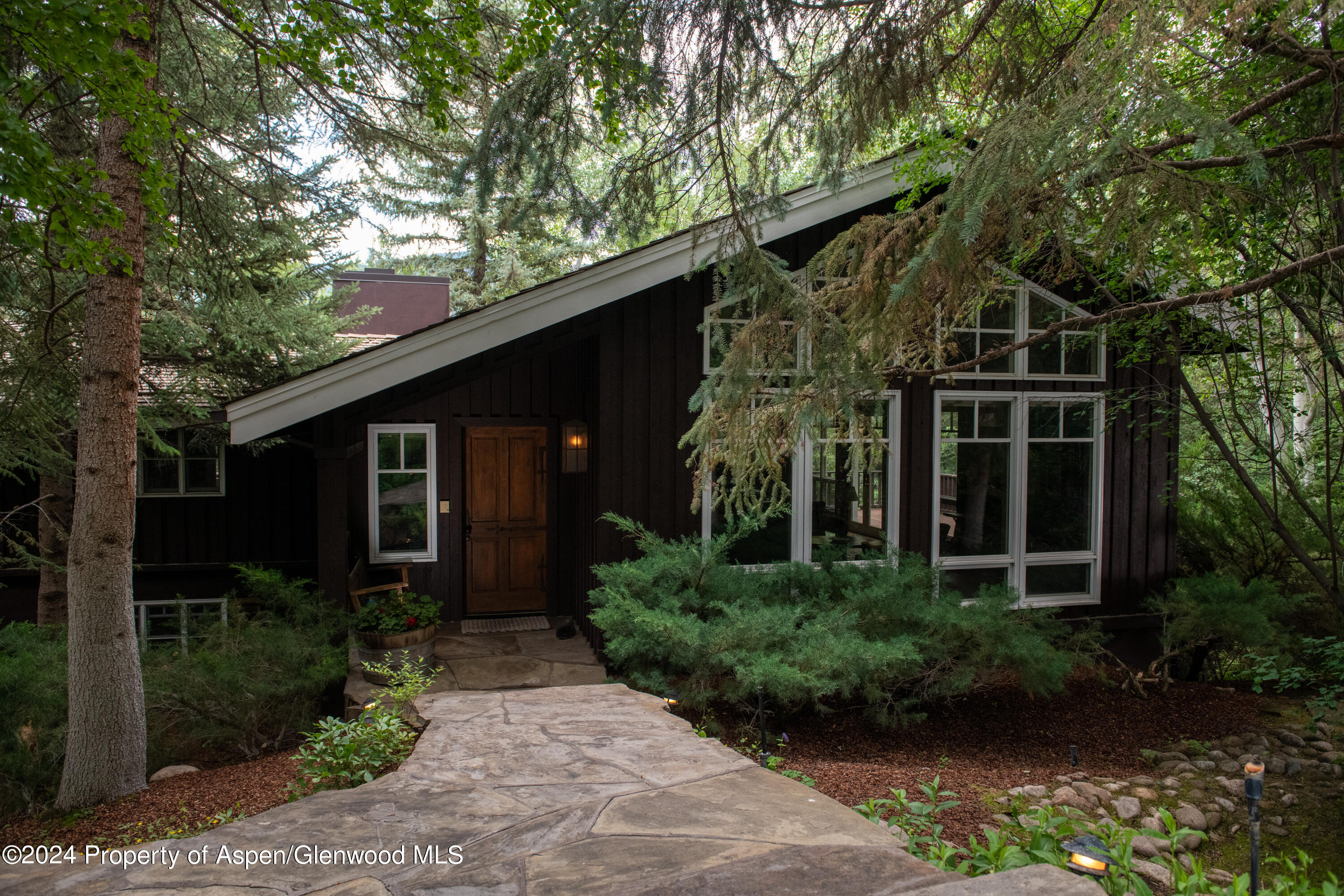 210 WOODS Road