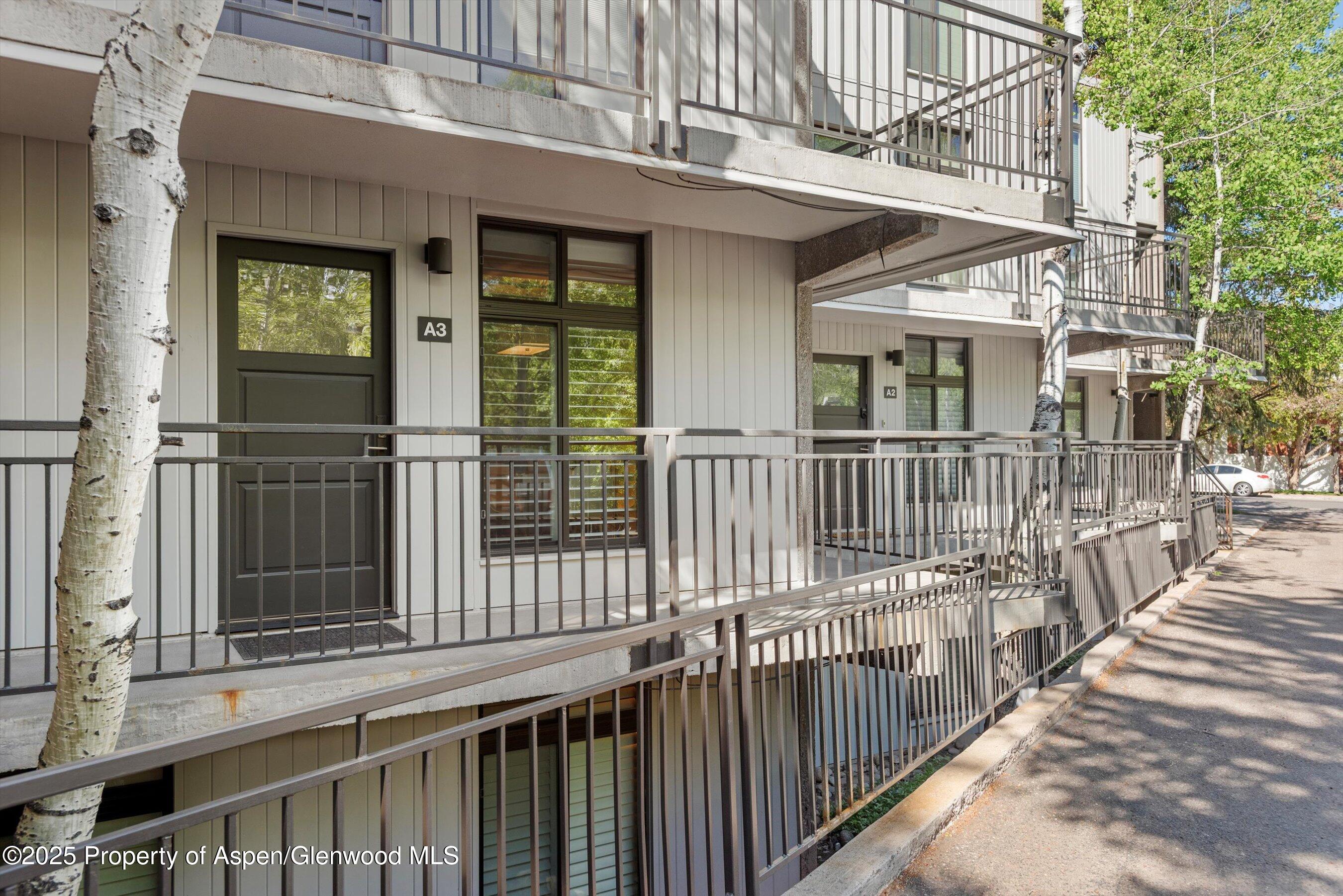 800 E Hopkins Avenue, A-3