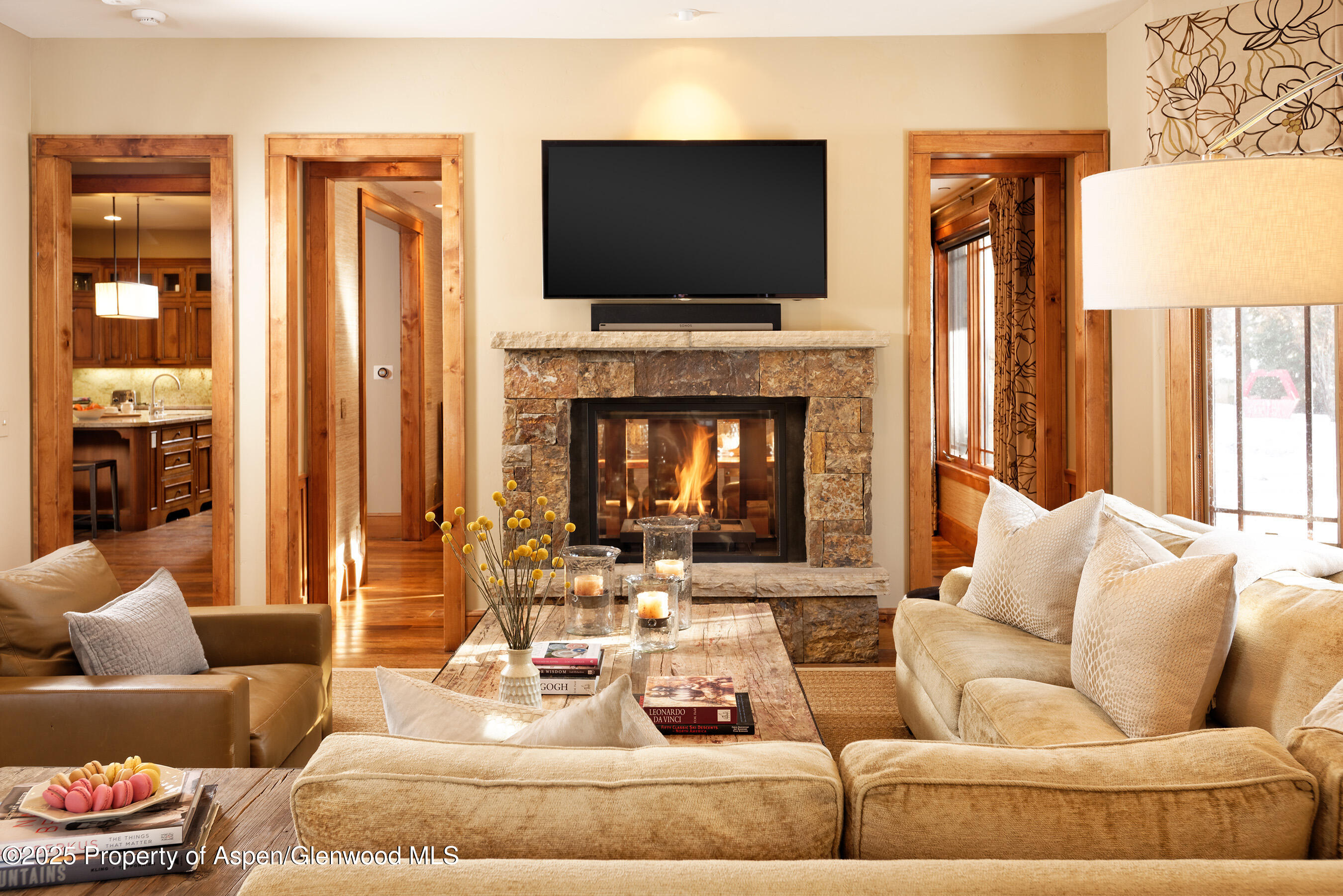 1395 Sierra Vista Drive, Unit 1