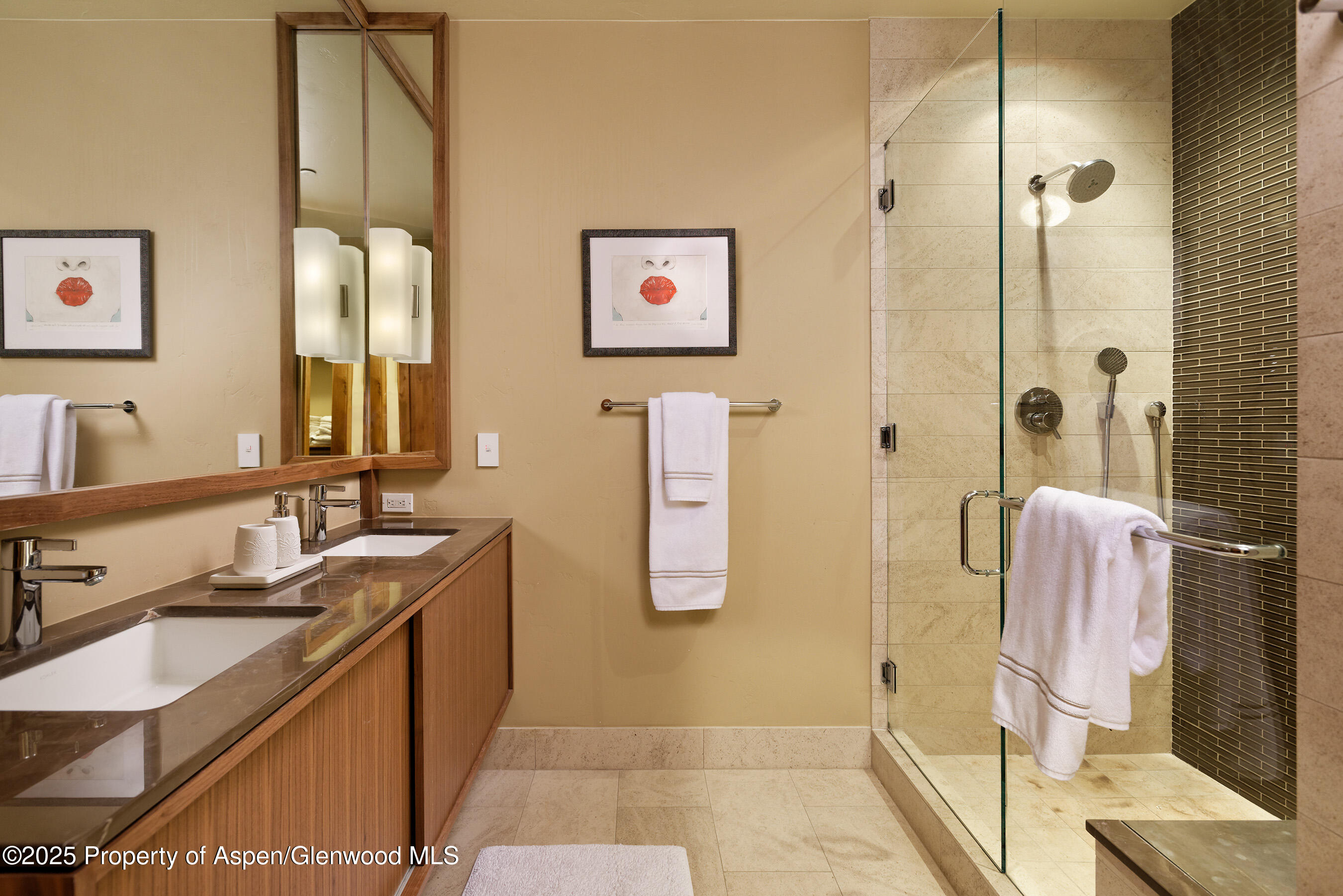 1395 Sierra Vista Drive, Unit 1