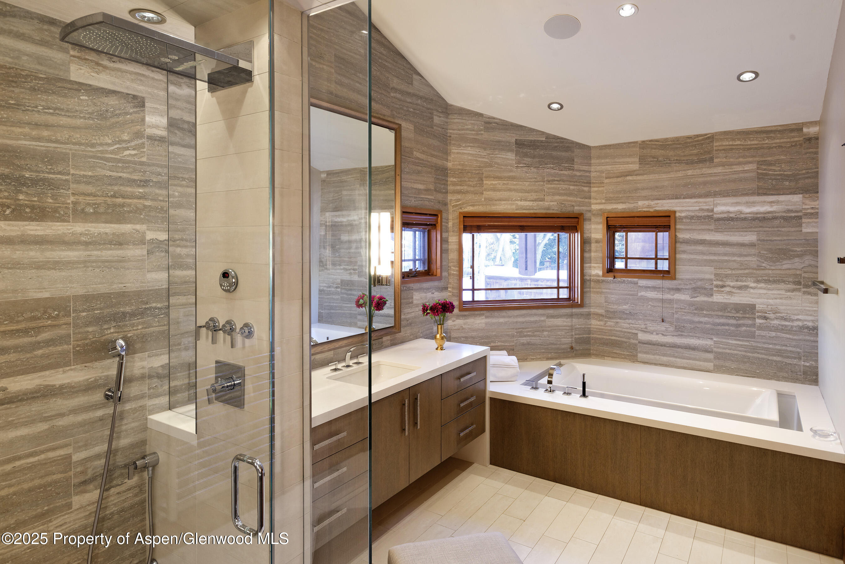 1395 Sierra Vista Drive, Unit 1