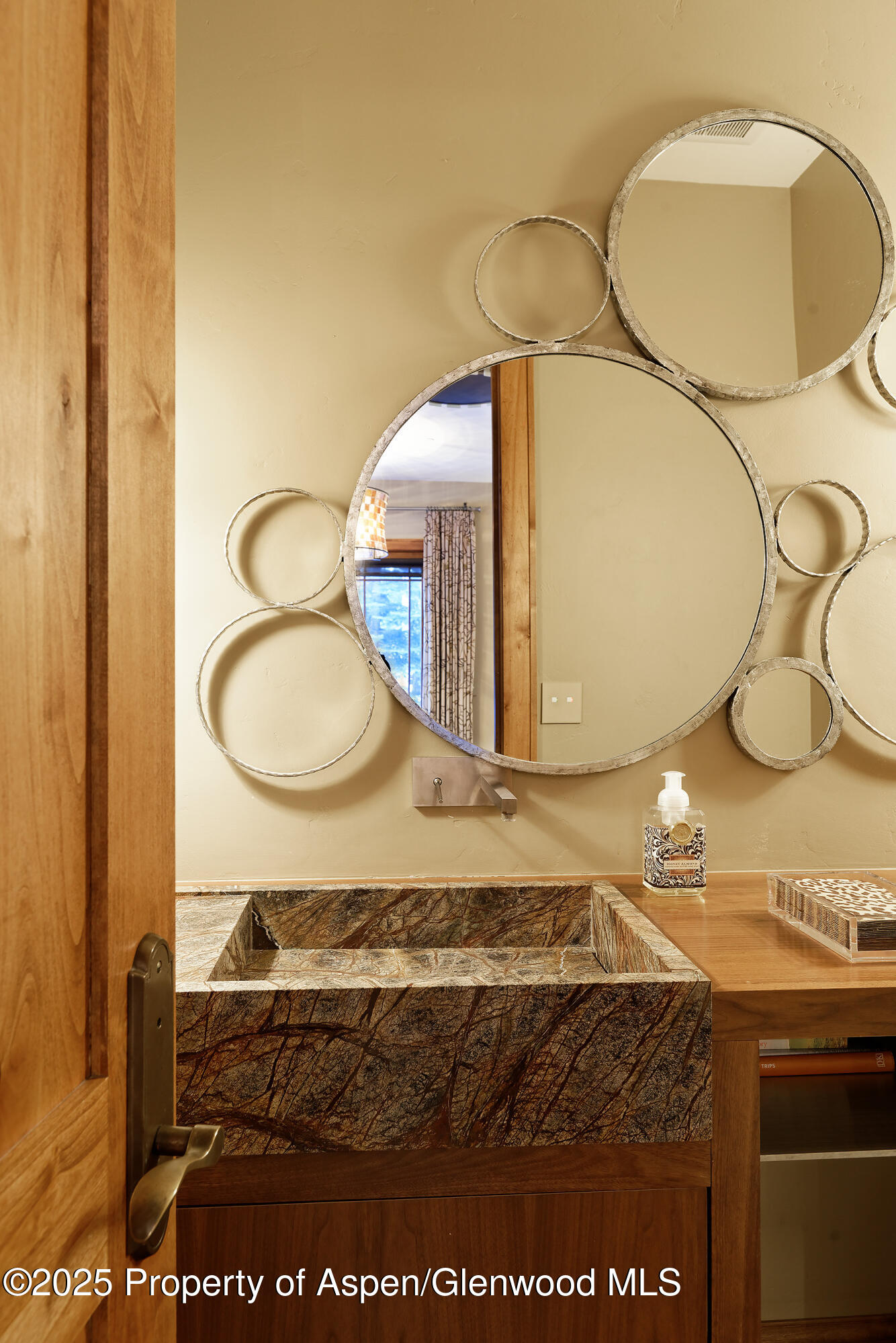 1395 Sierra Vista Drive, Unit 1