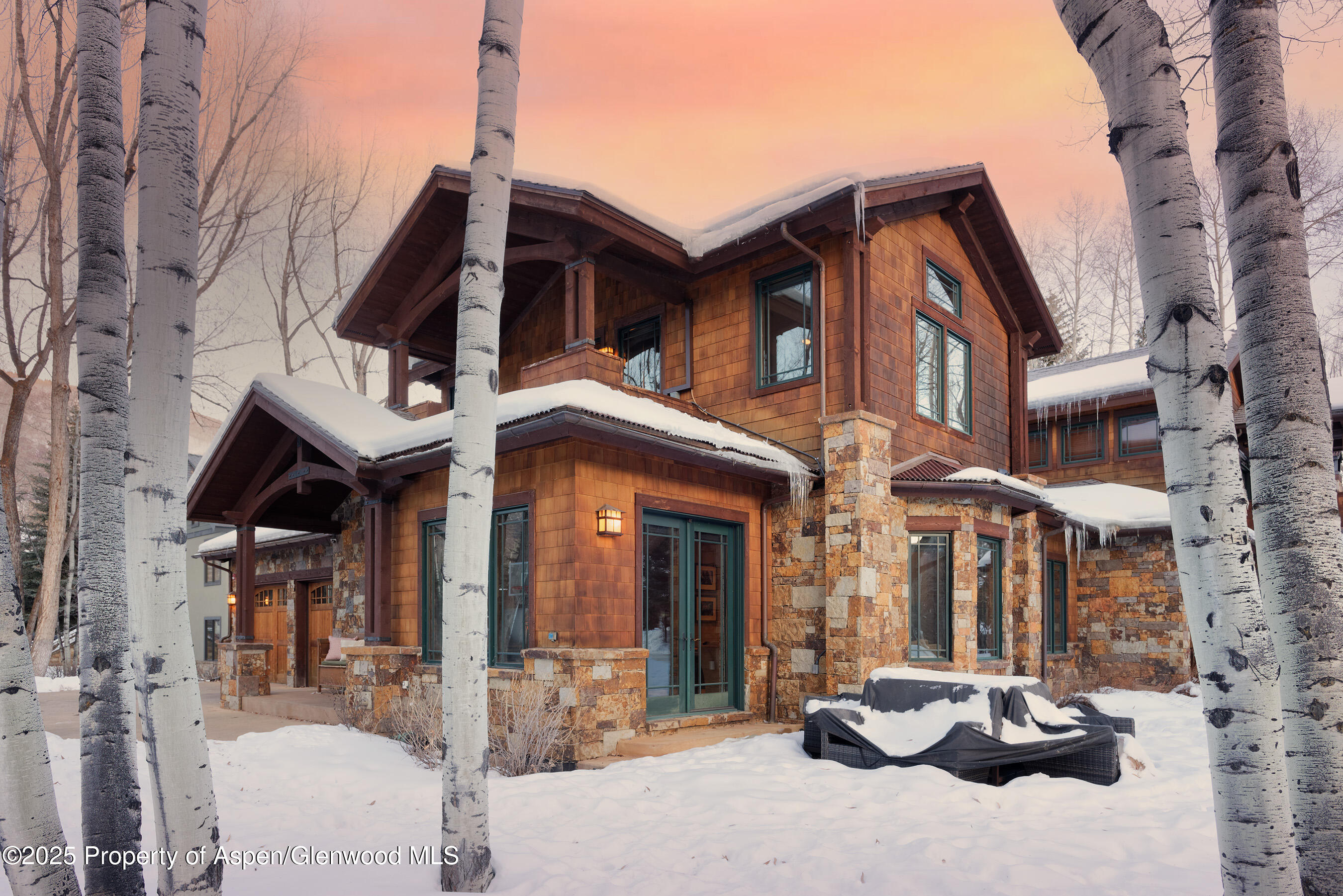 1395 Sierra Vista Drive, Unit 1