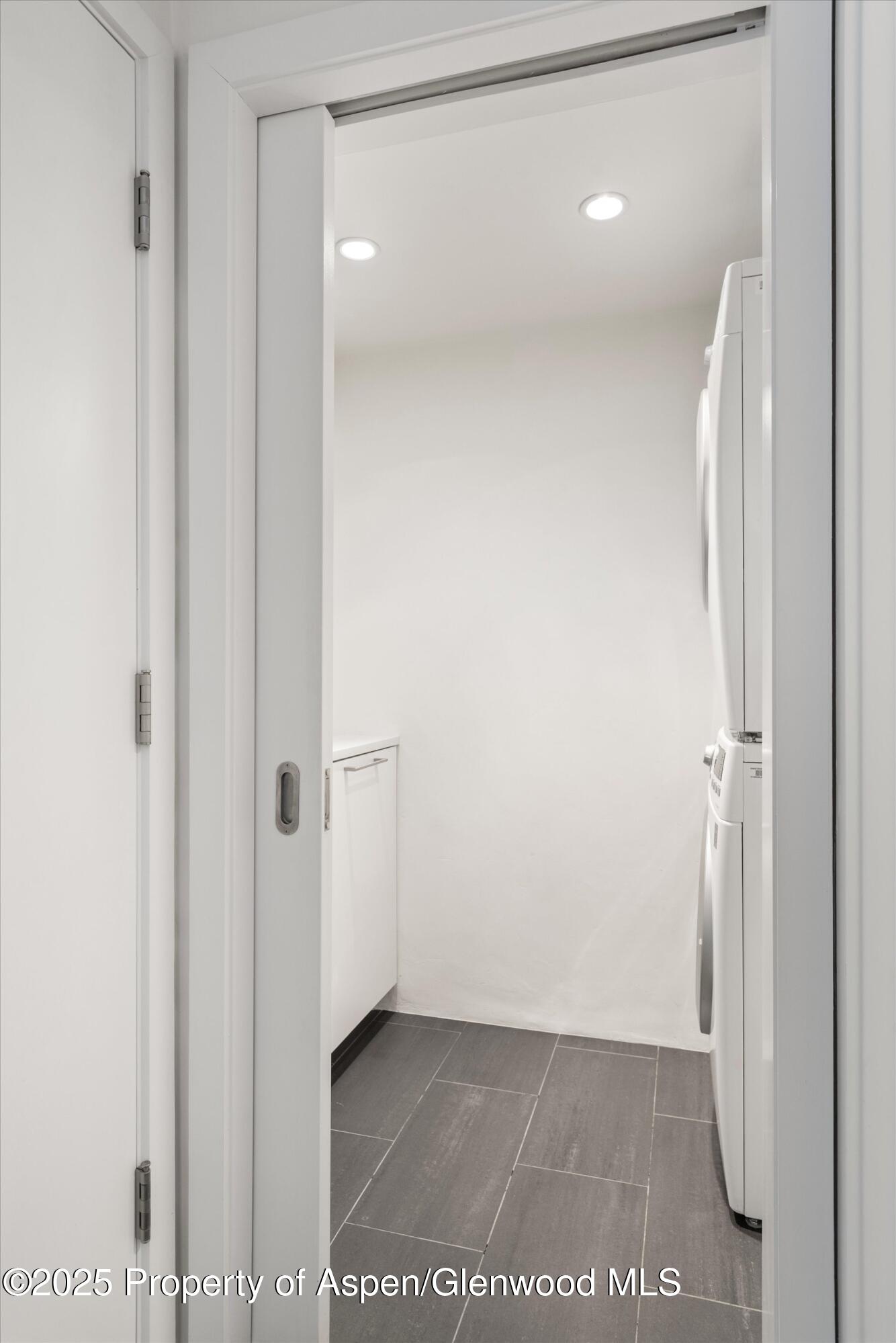 800 E Hopkins Avenue A-3