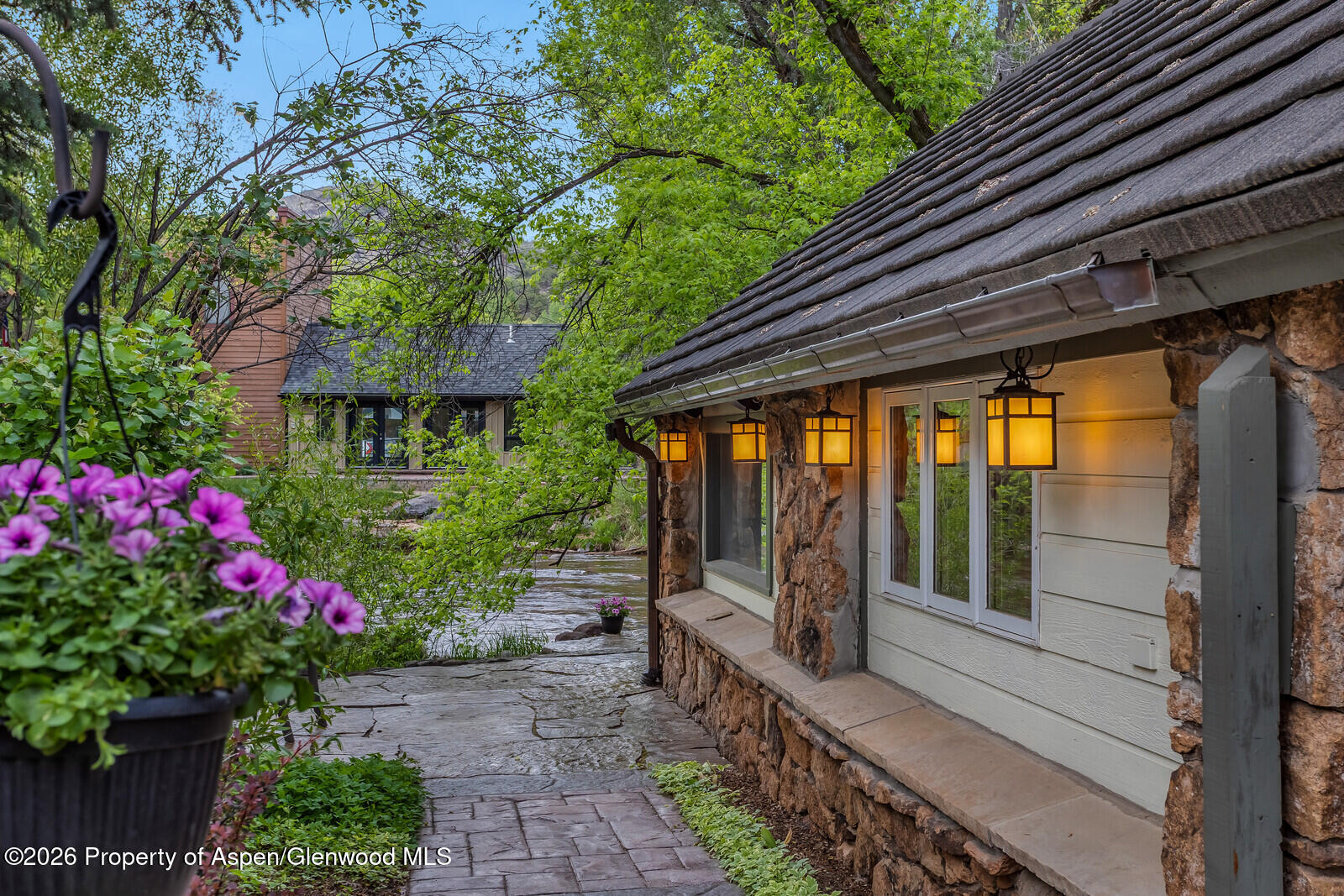 166 Swinging Bridge Lane