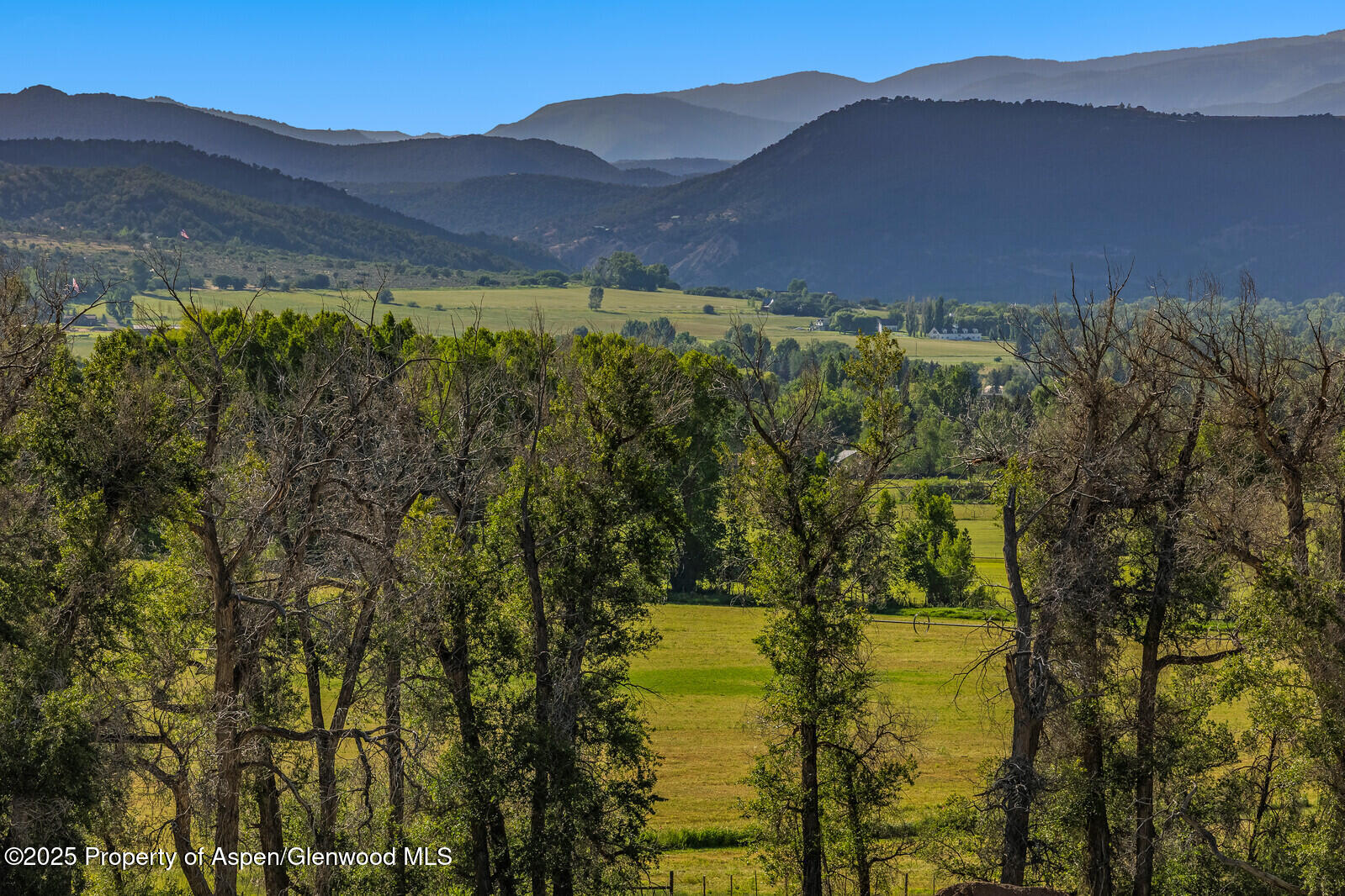 902/904 Sopris Creek Road