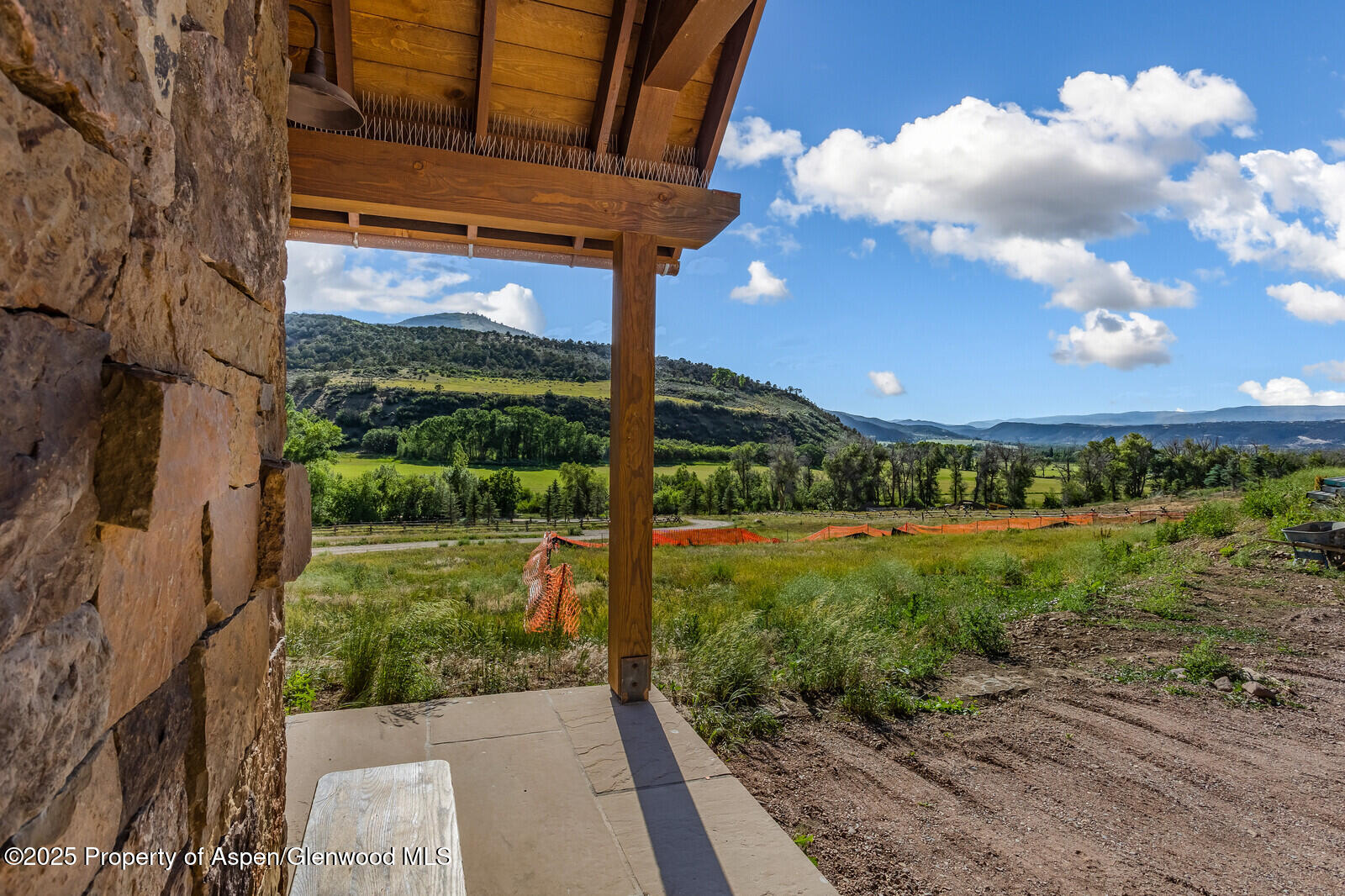 902/904 Sopris Creek Road
