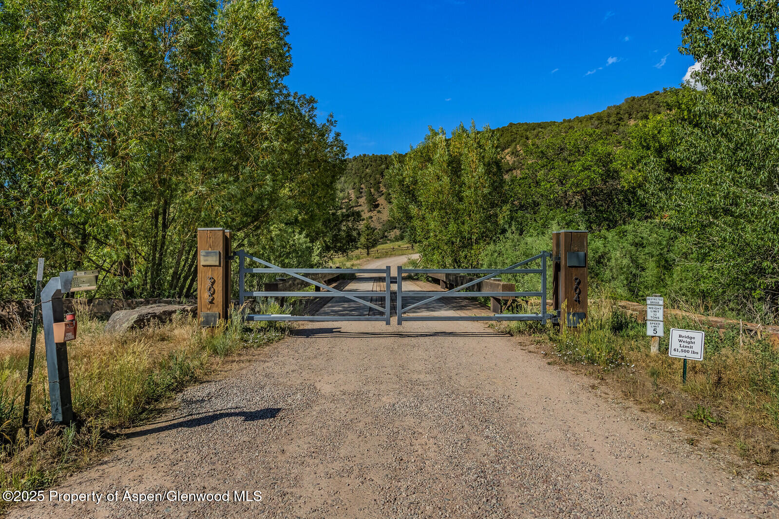 902/904 Sopris Creek Road