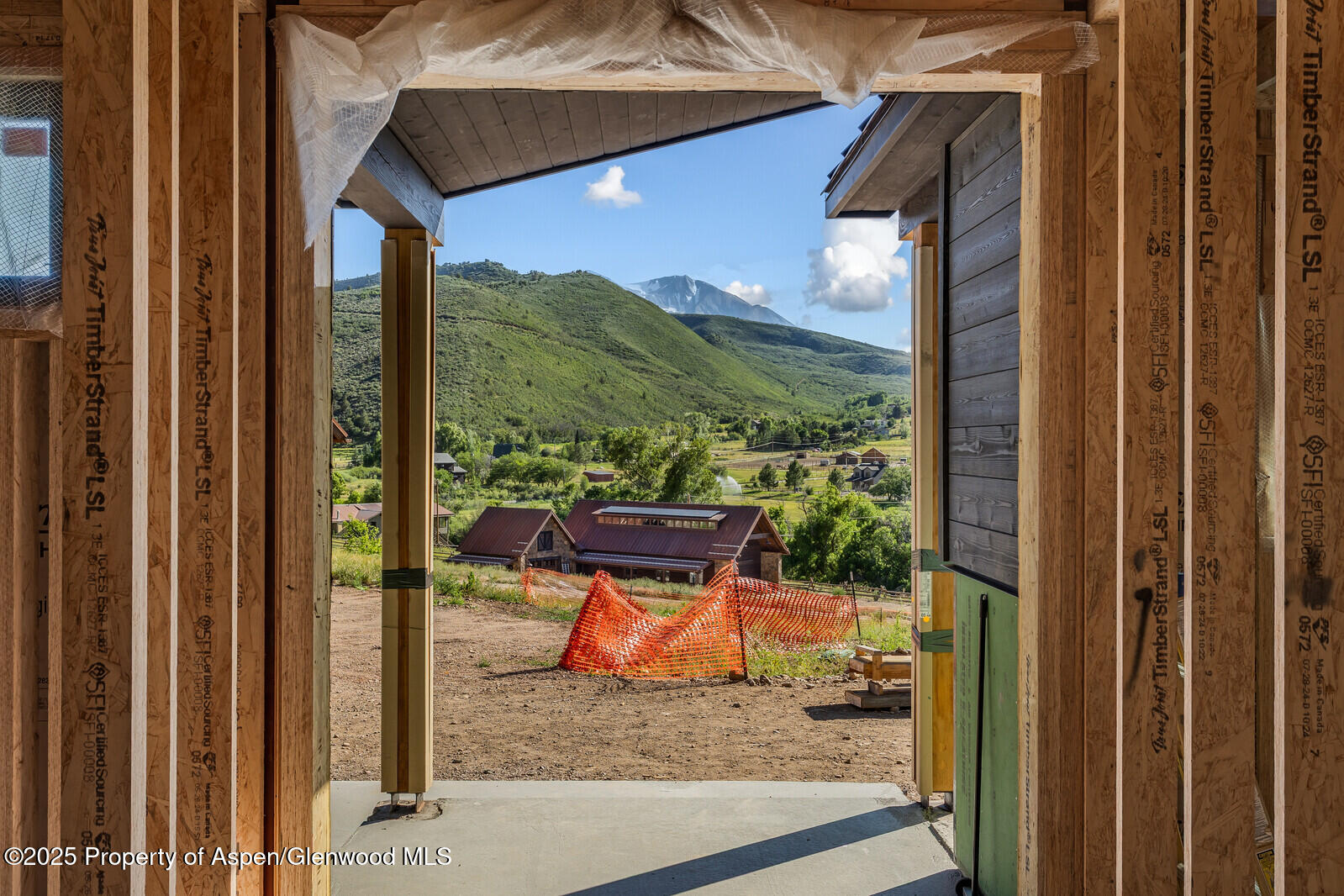 902/904 Sopris Creek Road