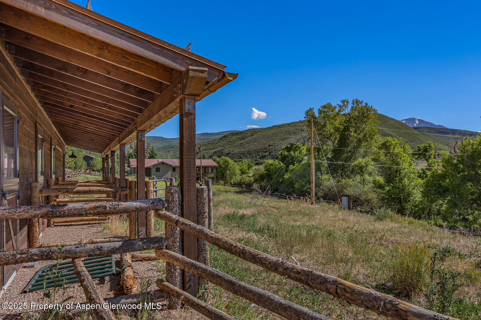 902/904 Sopris Creek Road