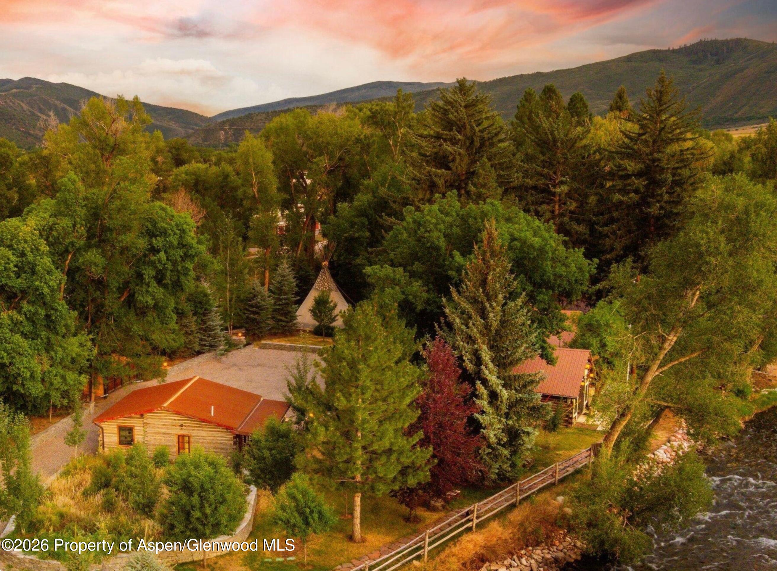 969 Willits Lane