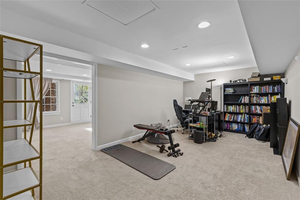 6304 BROOMSEDGE Trail