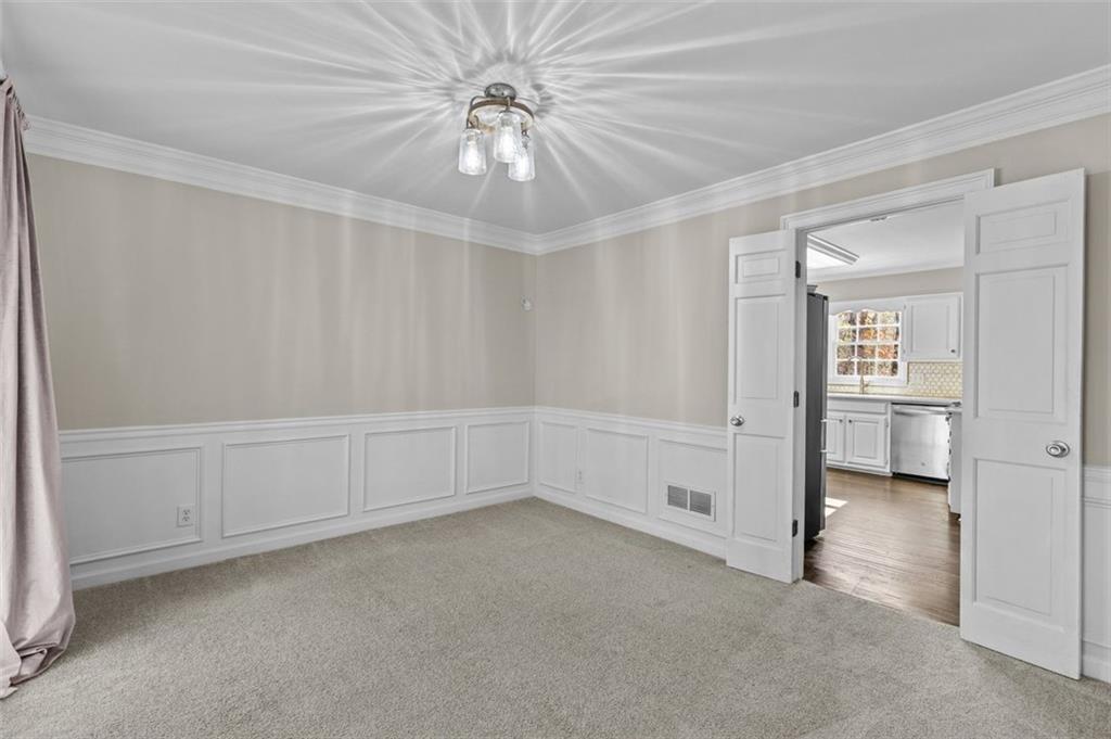 6304 BROOMSEDGE Trail