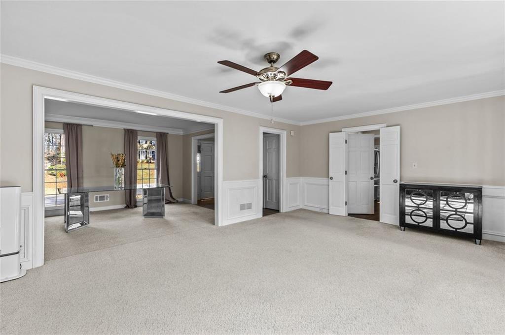 6304 BROOMSEDGE Trail