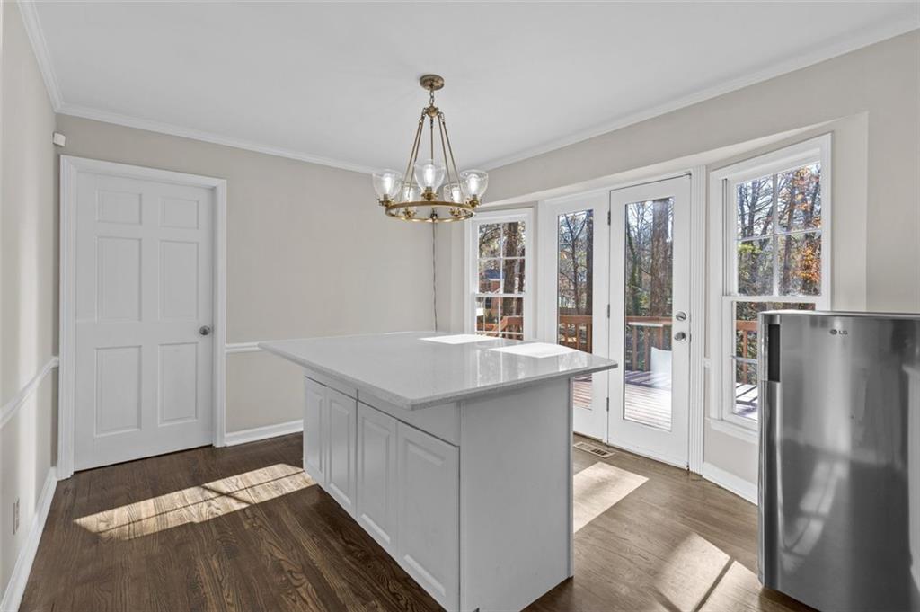 6304 BROOMSEDGE Trail