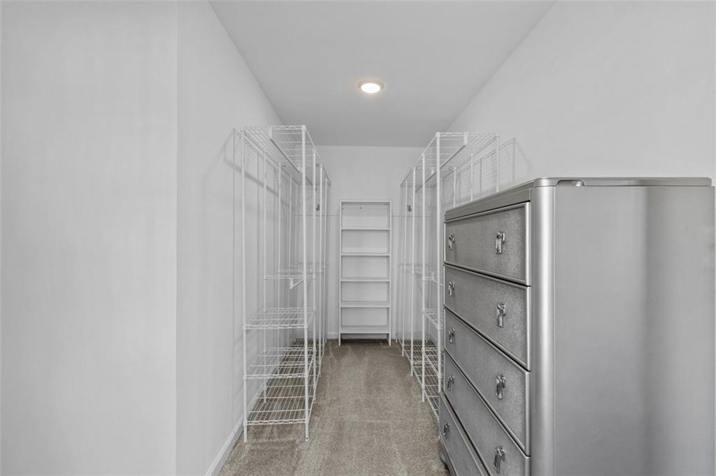 6304 BROOMSEDGE Trail