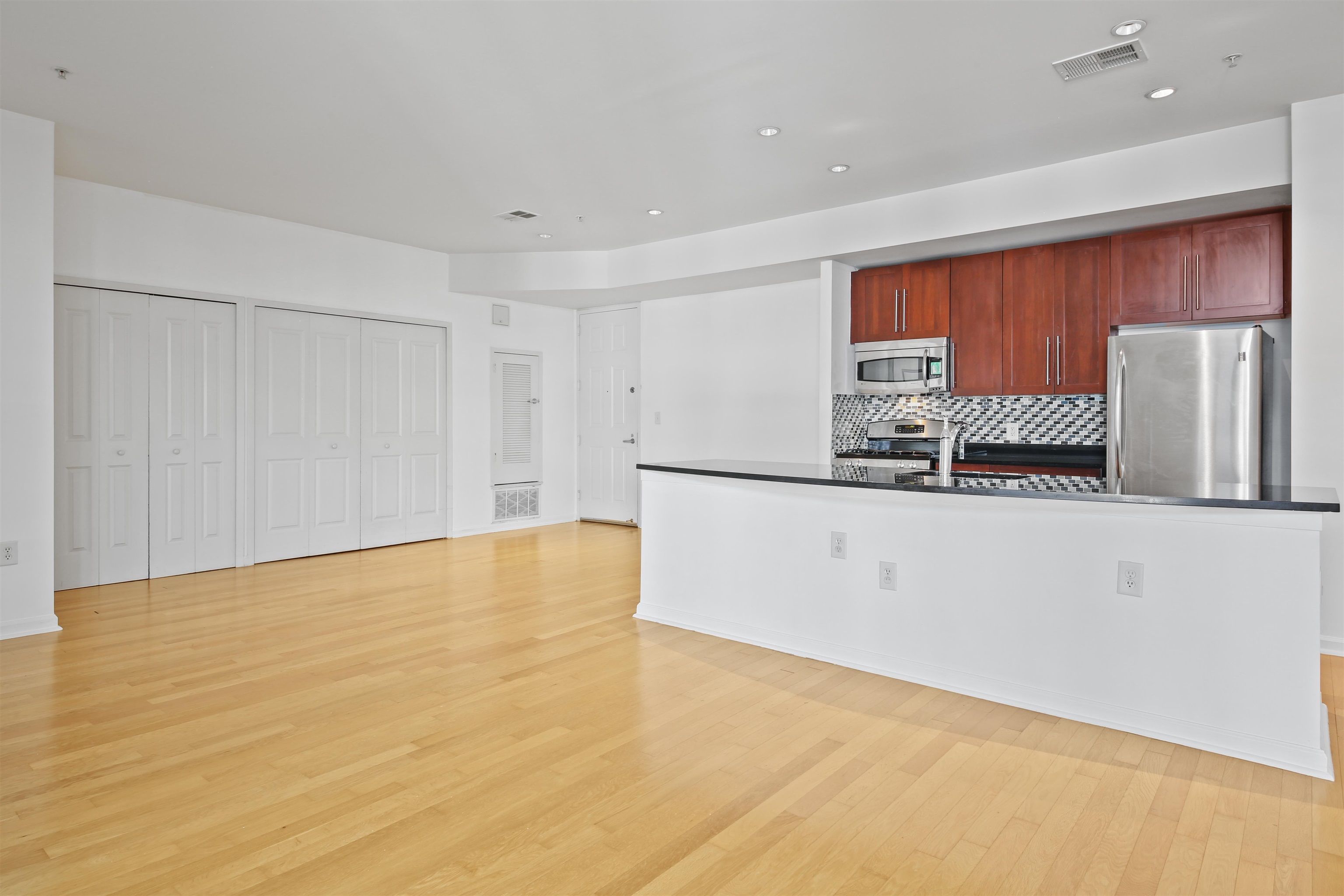 1100 ADAMS ST Unit: 514