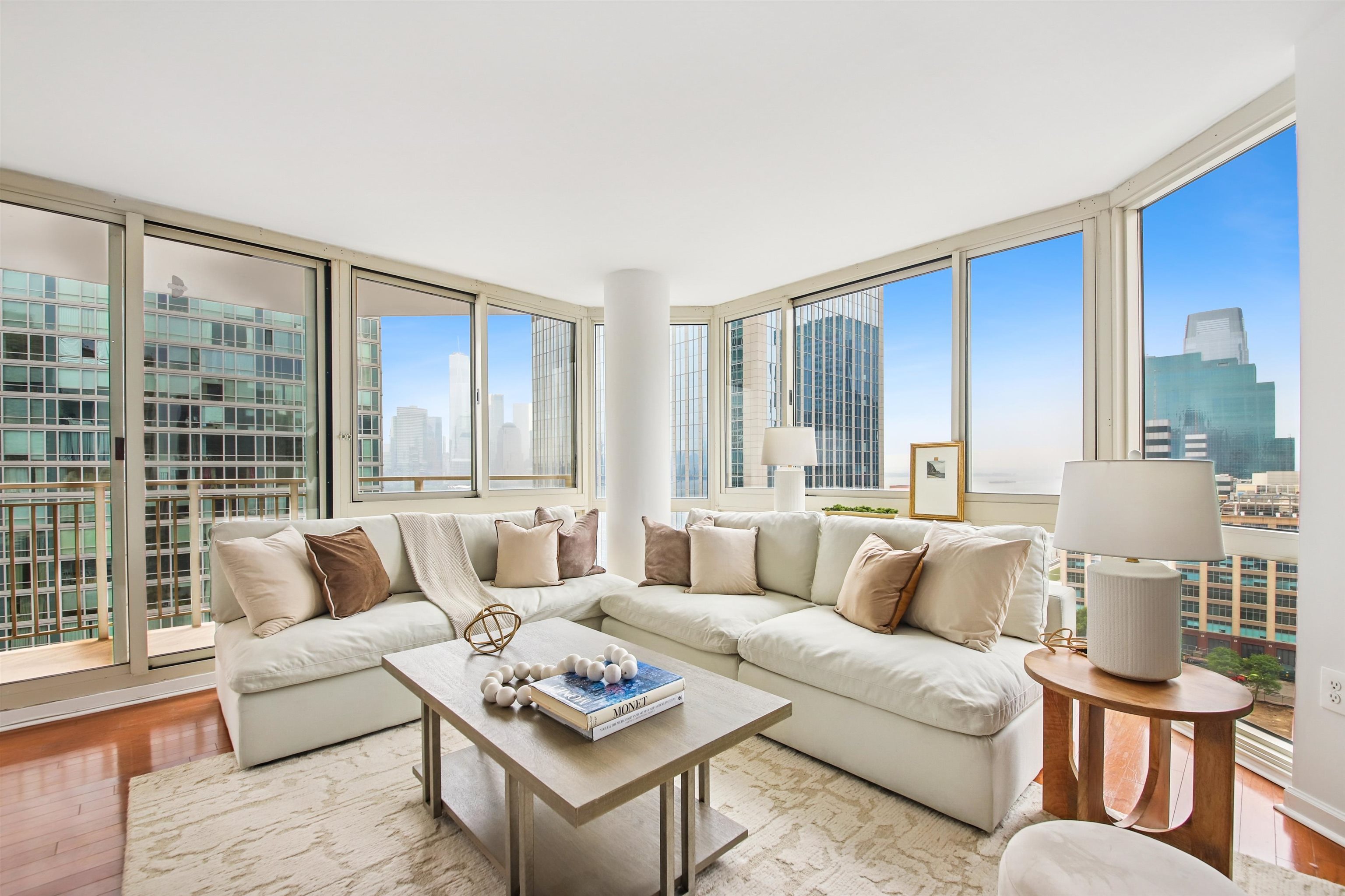 20 2ND ST Unit: 1909