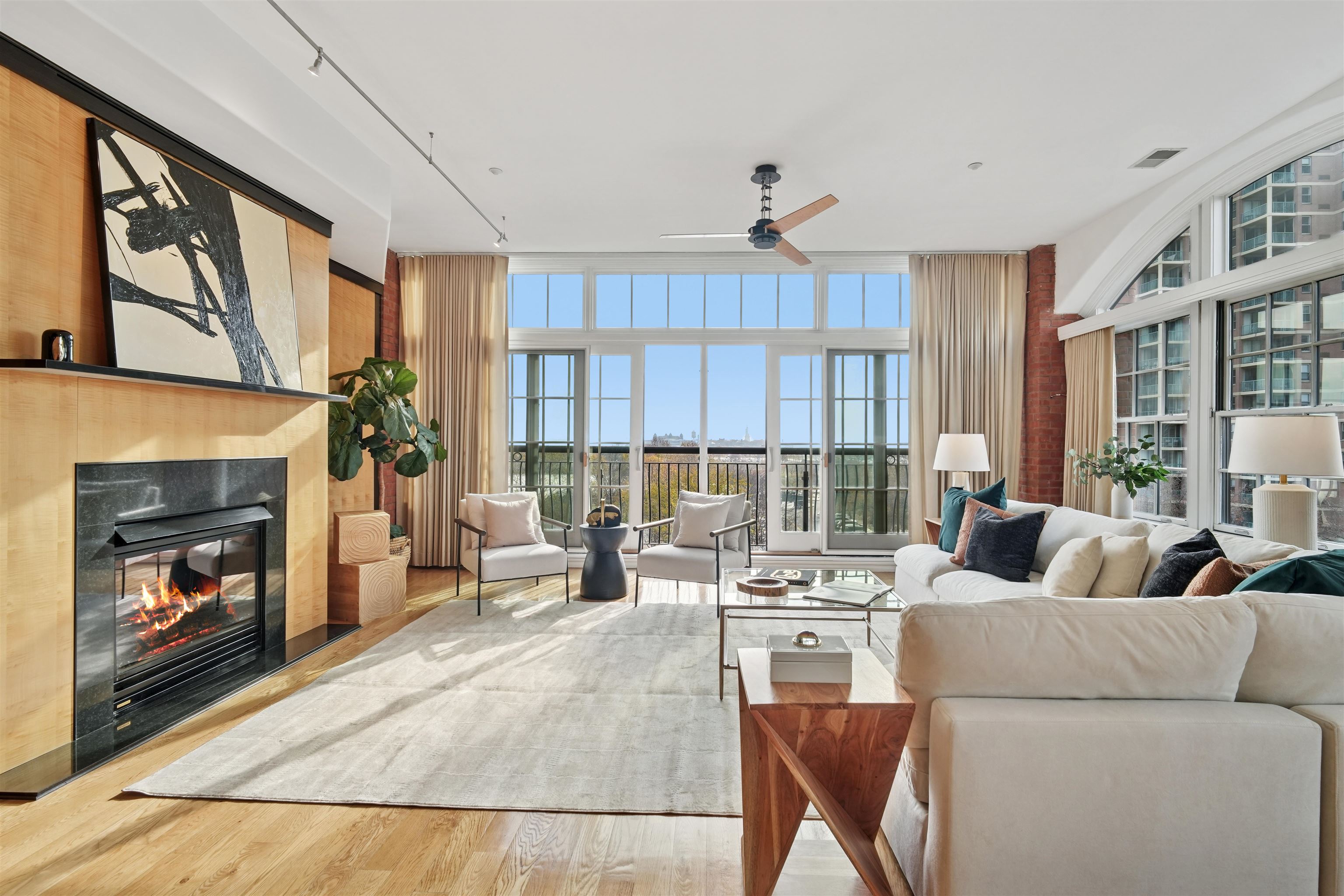 174 WASHINGTON ST Unit: 4G