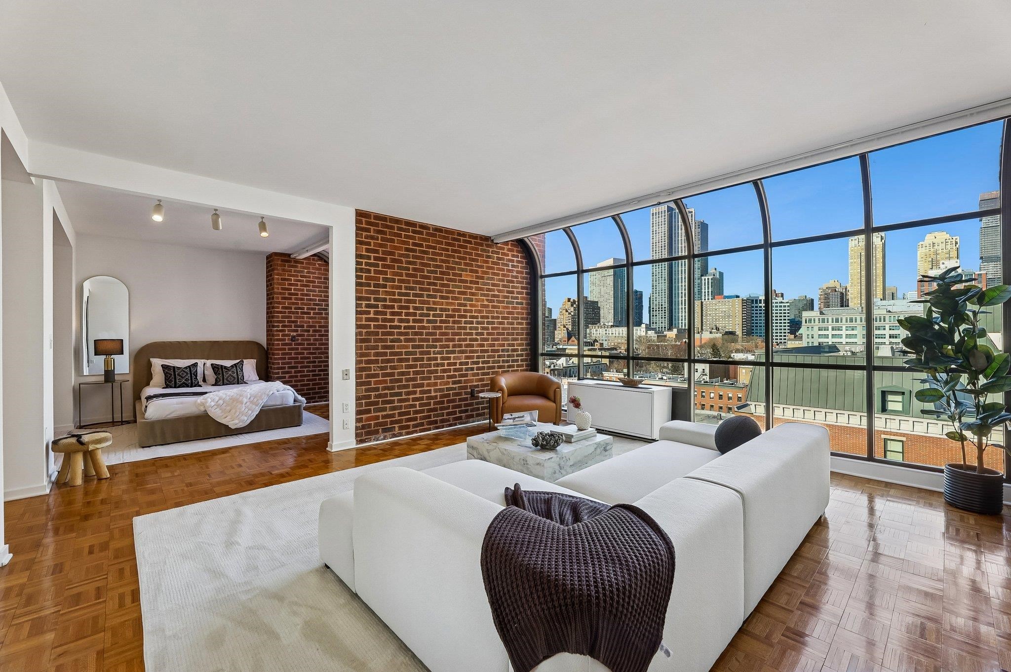 1 GREENE ST Unit: 806