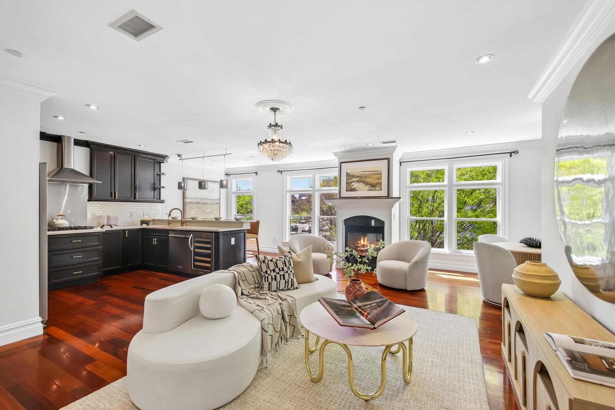 14 MERCER ST Unit: 2