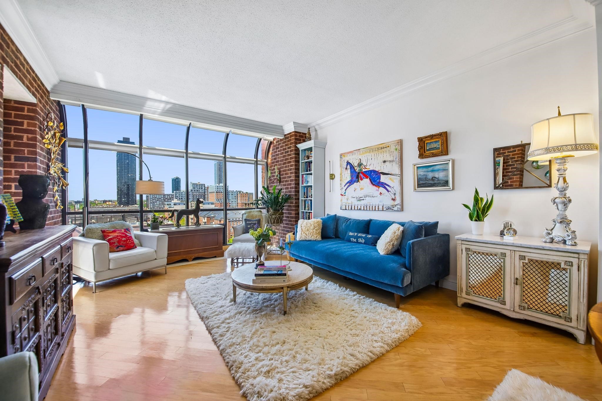 1 GREENE ST Unit: PH808