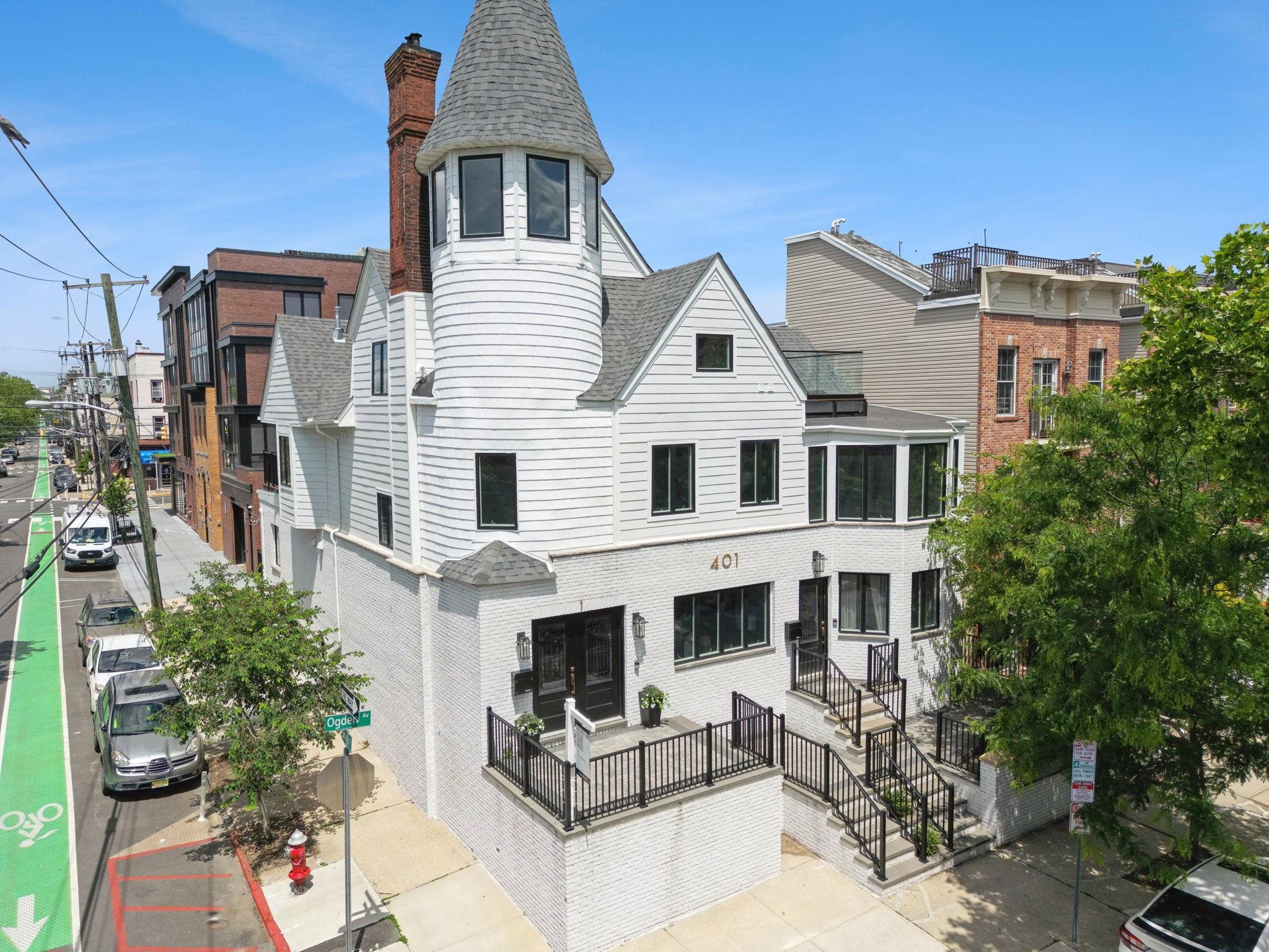 401 OGDEN AVE Unit: A