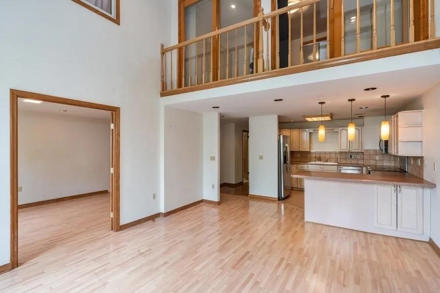 1 GREENE ST Unit: 307
