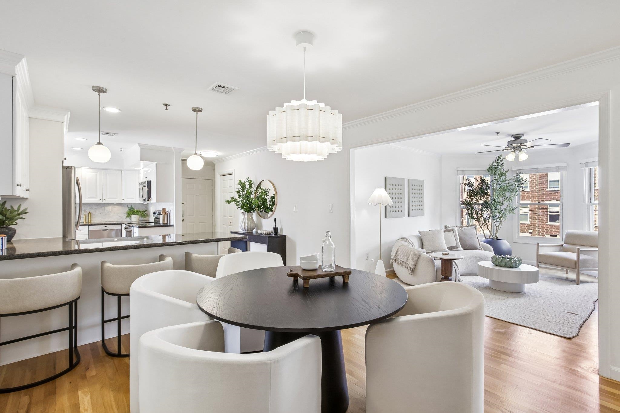 180 WASHINGTON ST Unit: PH14