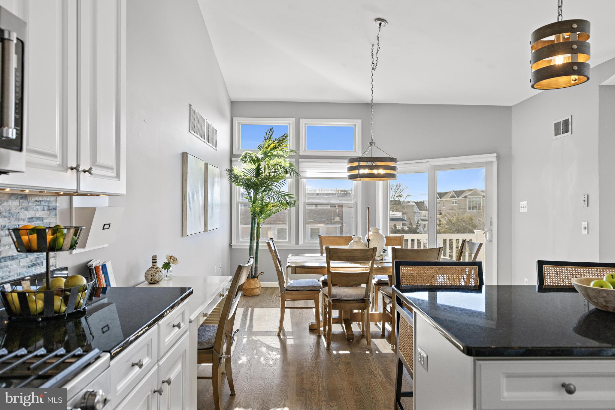 1060 LONG BEACH BOULEVARD CW B W