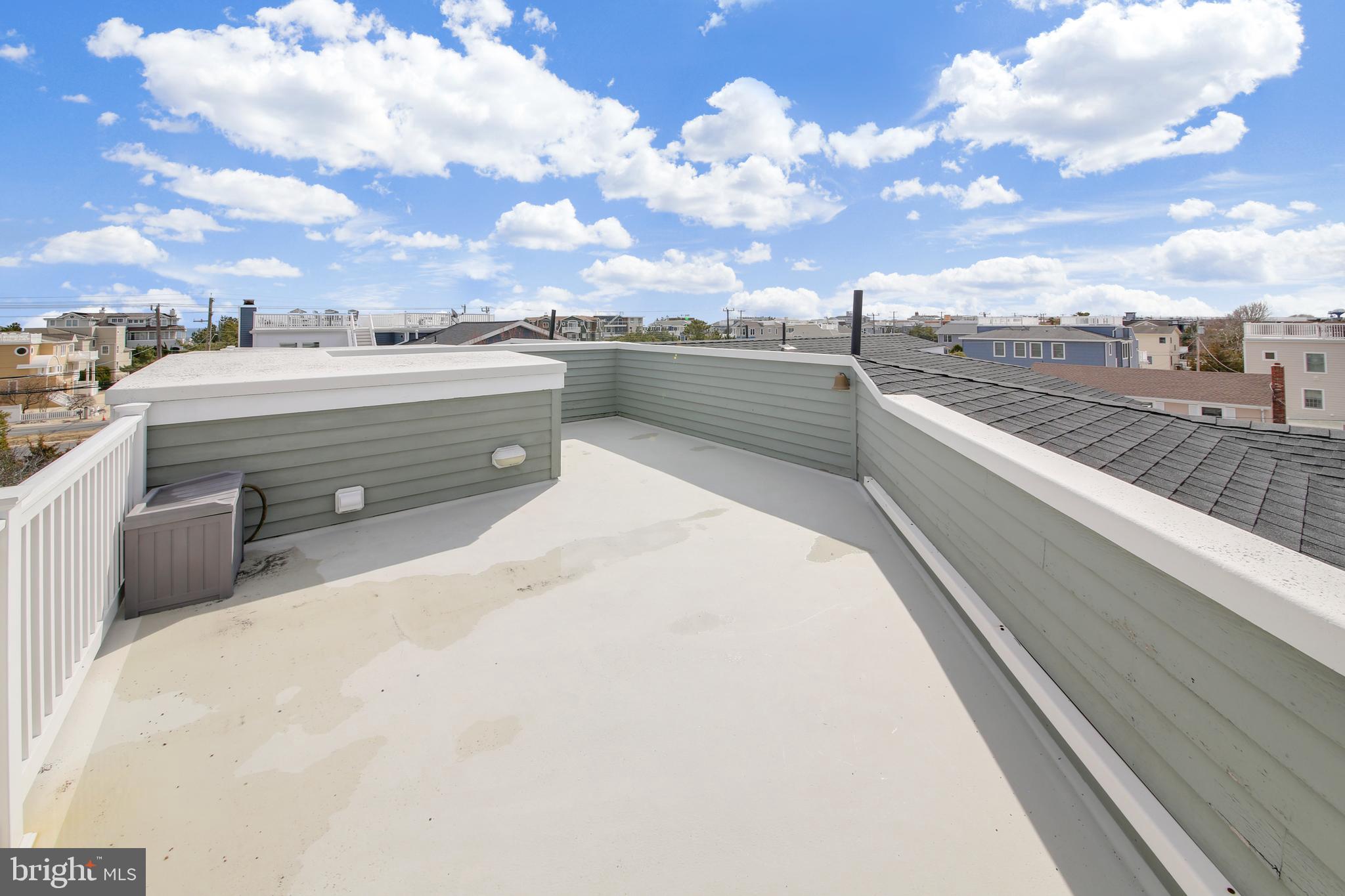 1060 LONG BEACH BOULEVARD CW B W