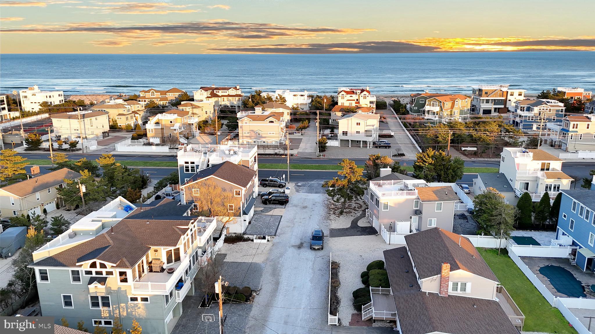 1060 LONG BEACH BOULEVARD CW B W