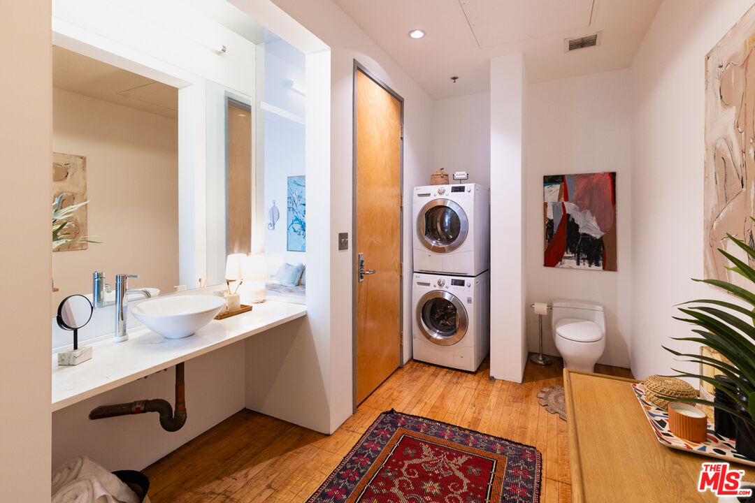 1850 E Industrial St Unit: 506