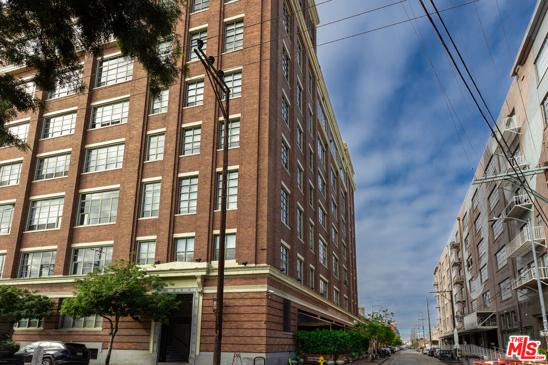 1850 E Industrial St Unit: 506