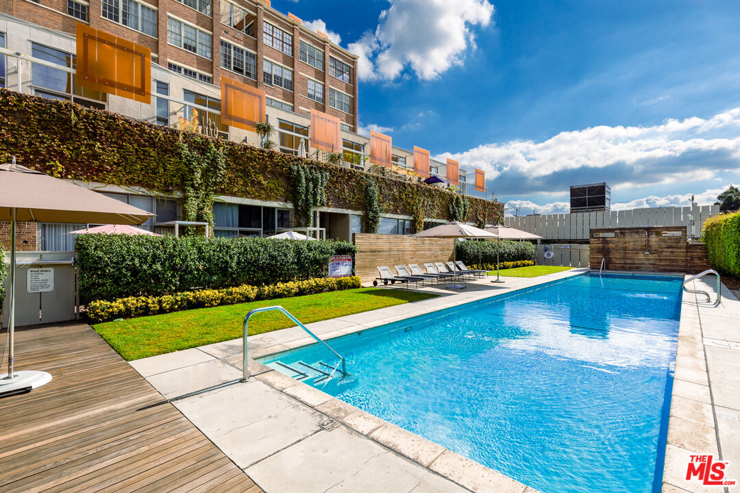 1850 E Industrial St Unit: 506