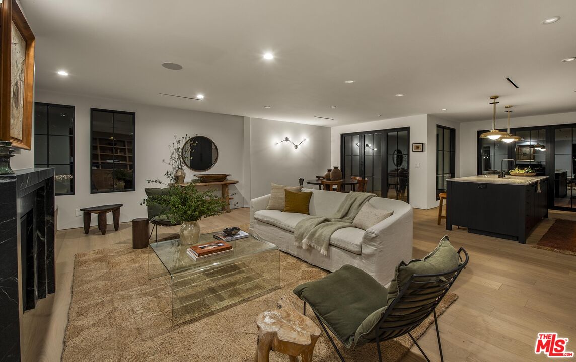 3378 Canton Ln